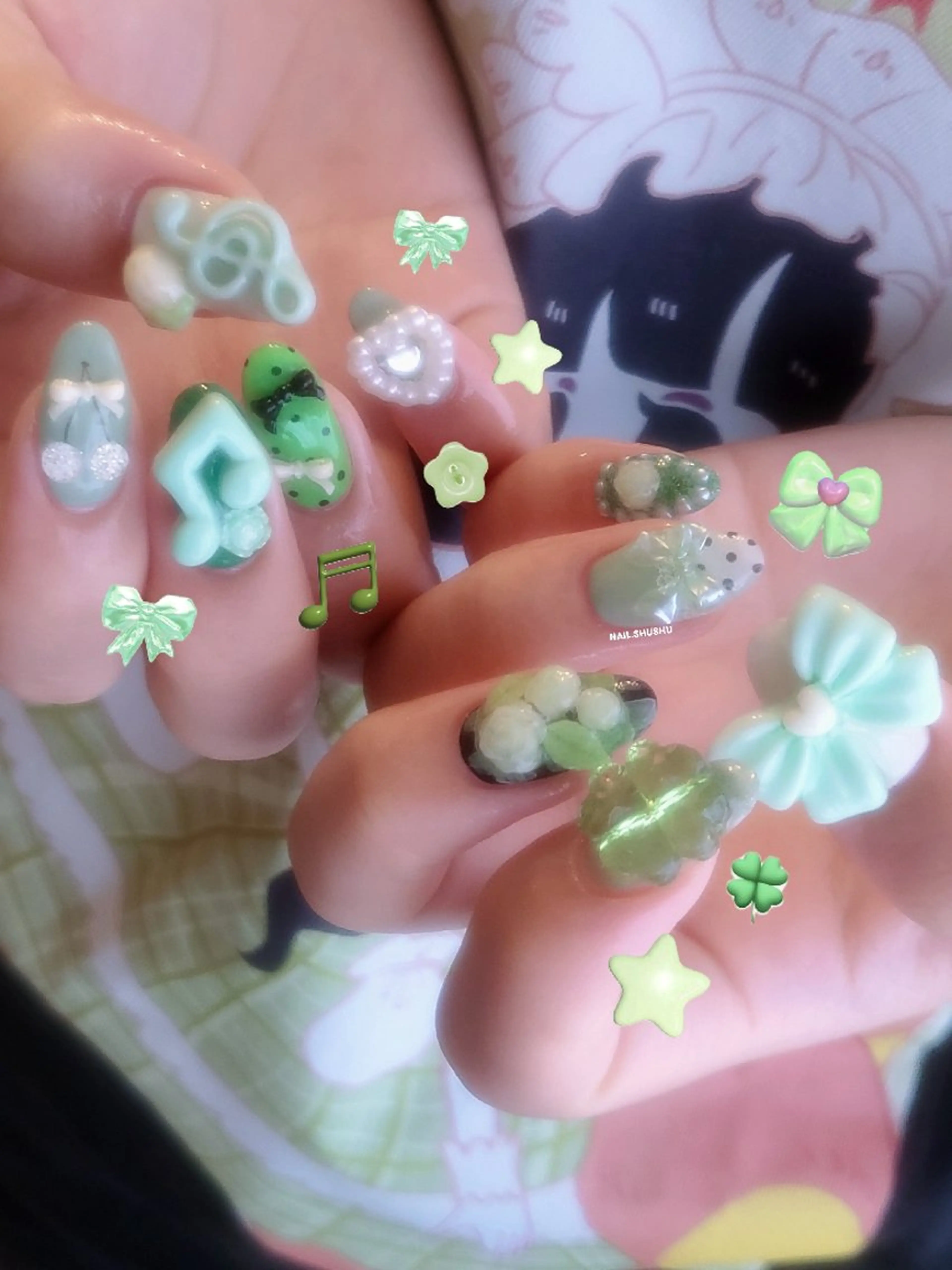 ネイル 3dパーツ/流行り 👧shushu❤️のネイルデザイン