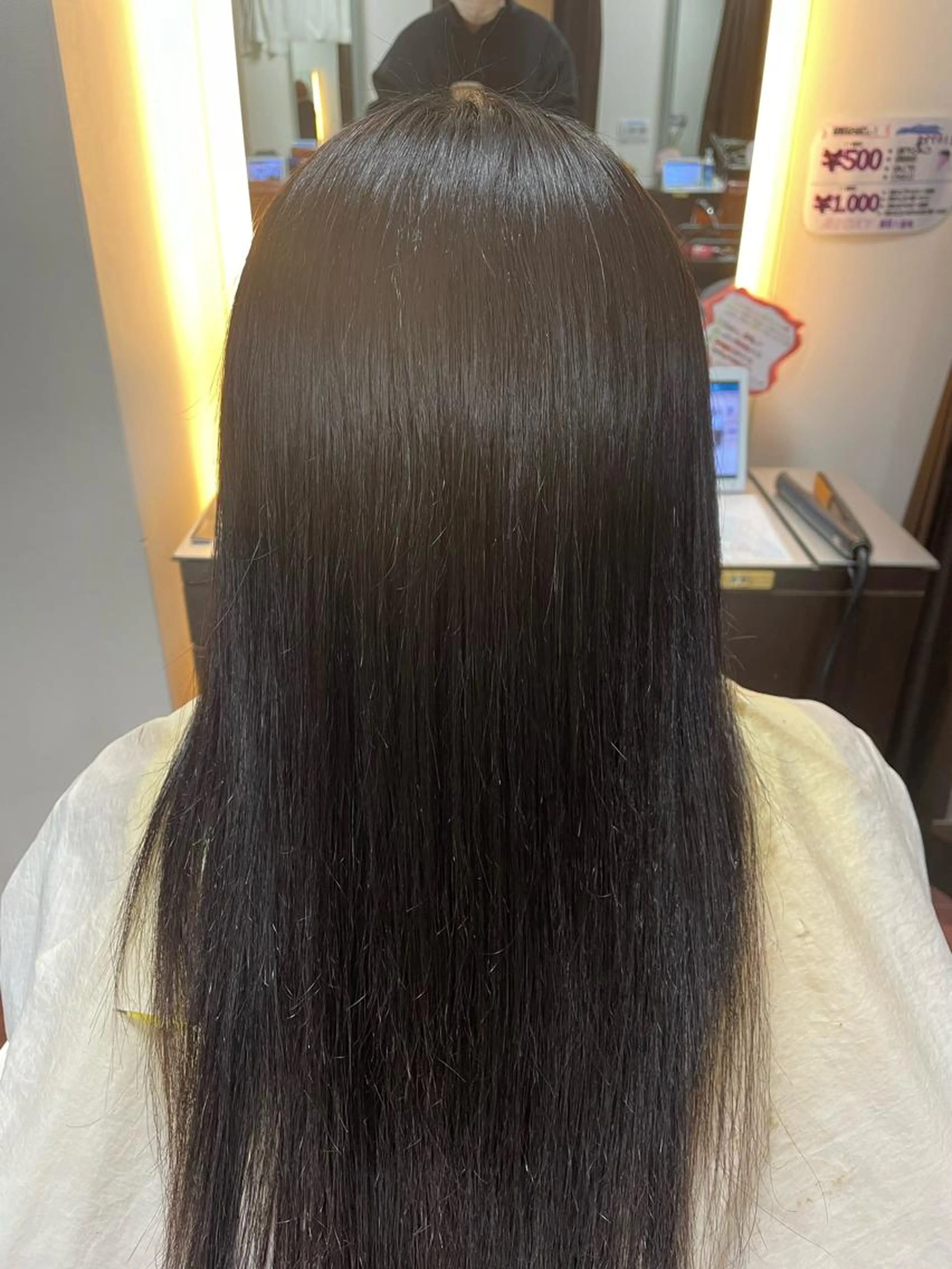 カット+(前髪)縮毛矯正 【シャンプー・ブロー込み】の写真