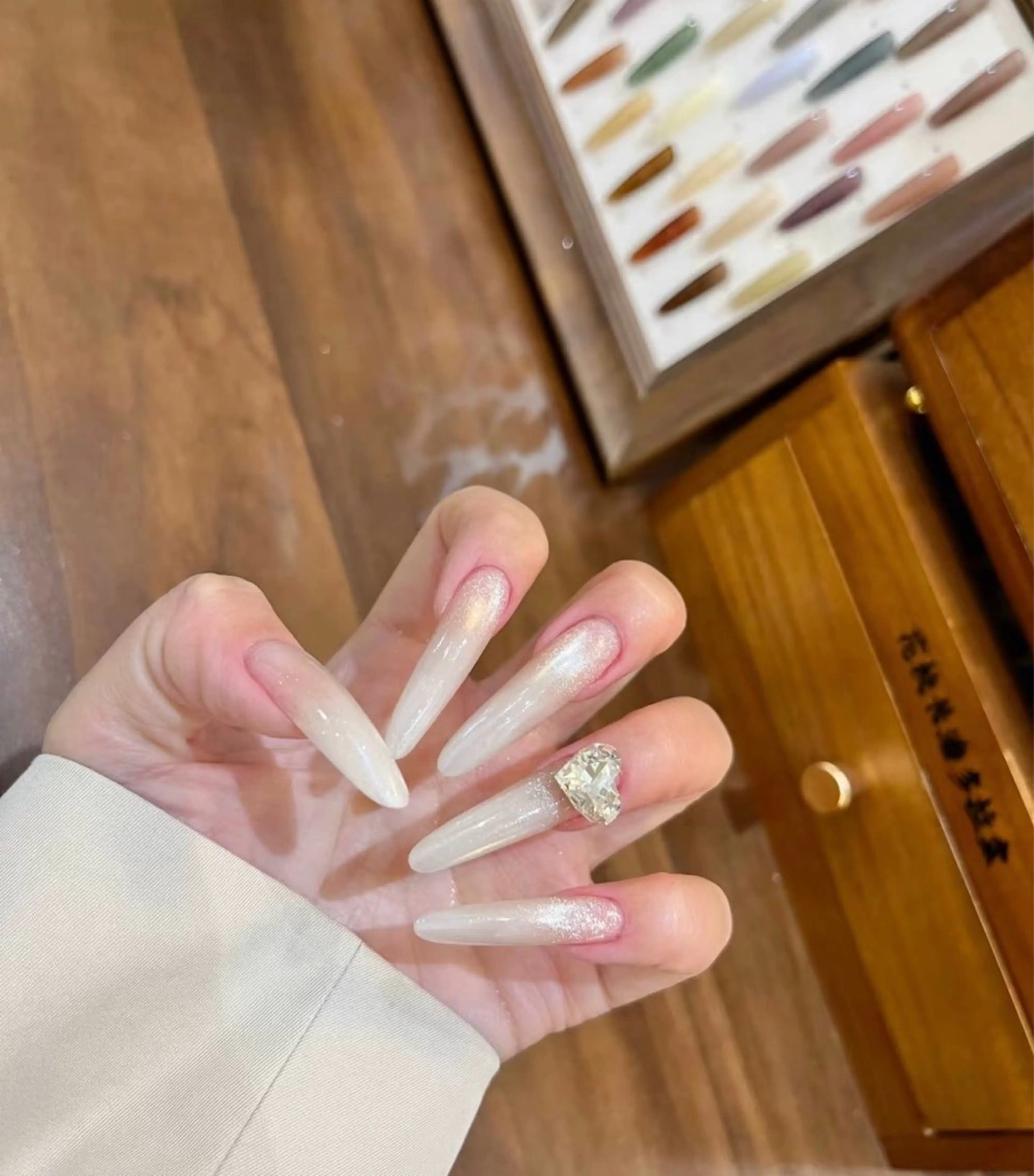 ネイル ハンドネイル U.mi Nail Salonのネイルデザイン