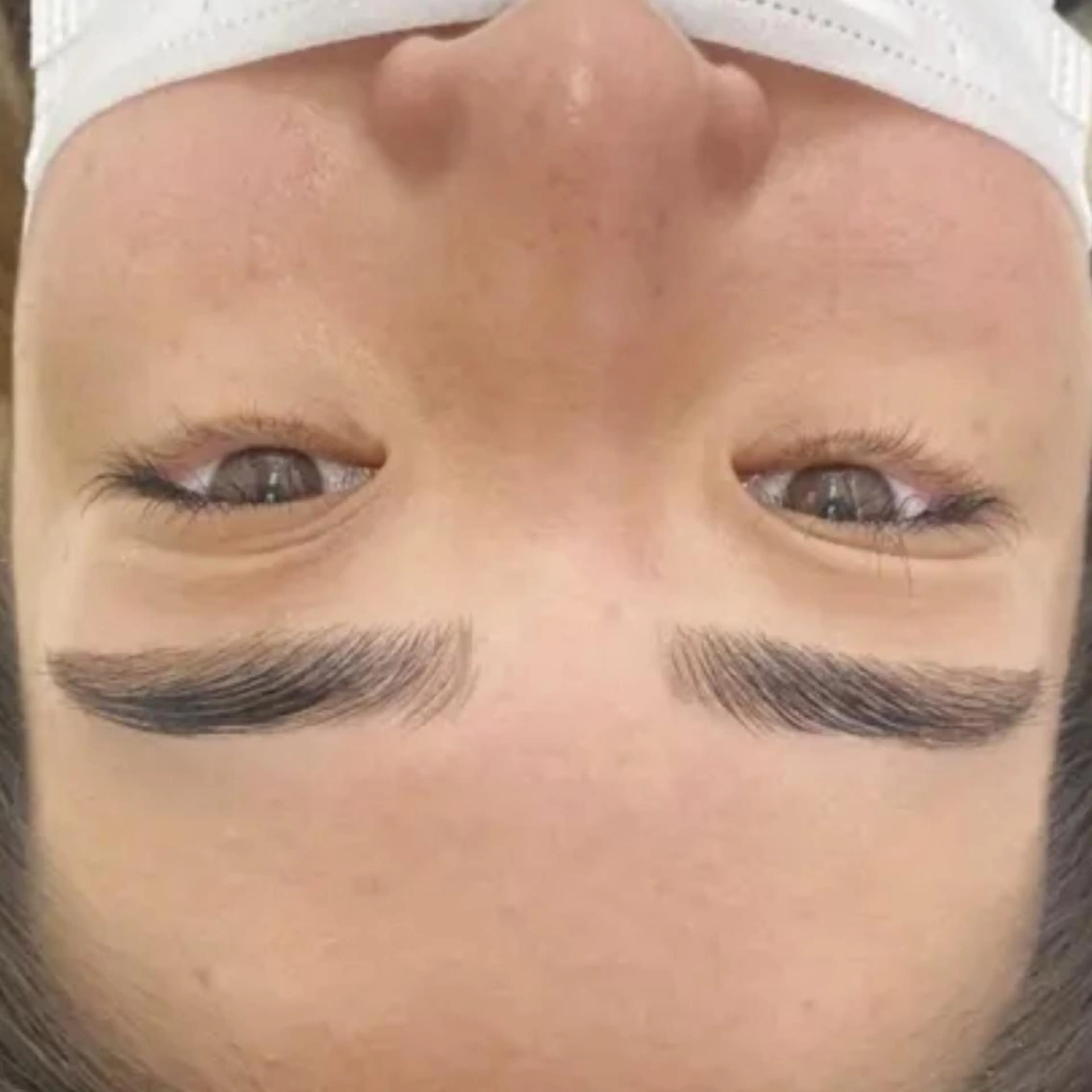 【✨minimo特別価格✨】アイブロウデザイン脱毛&ブロウリフトの写真