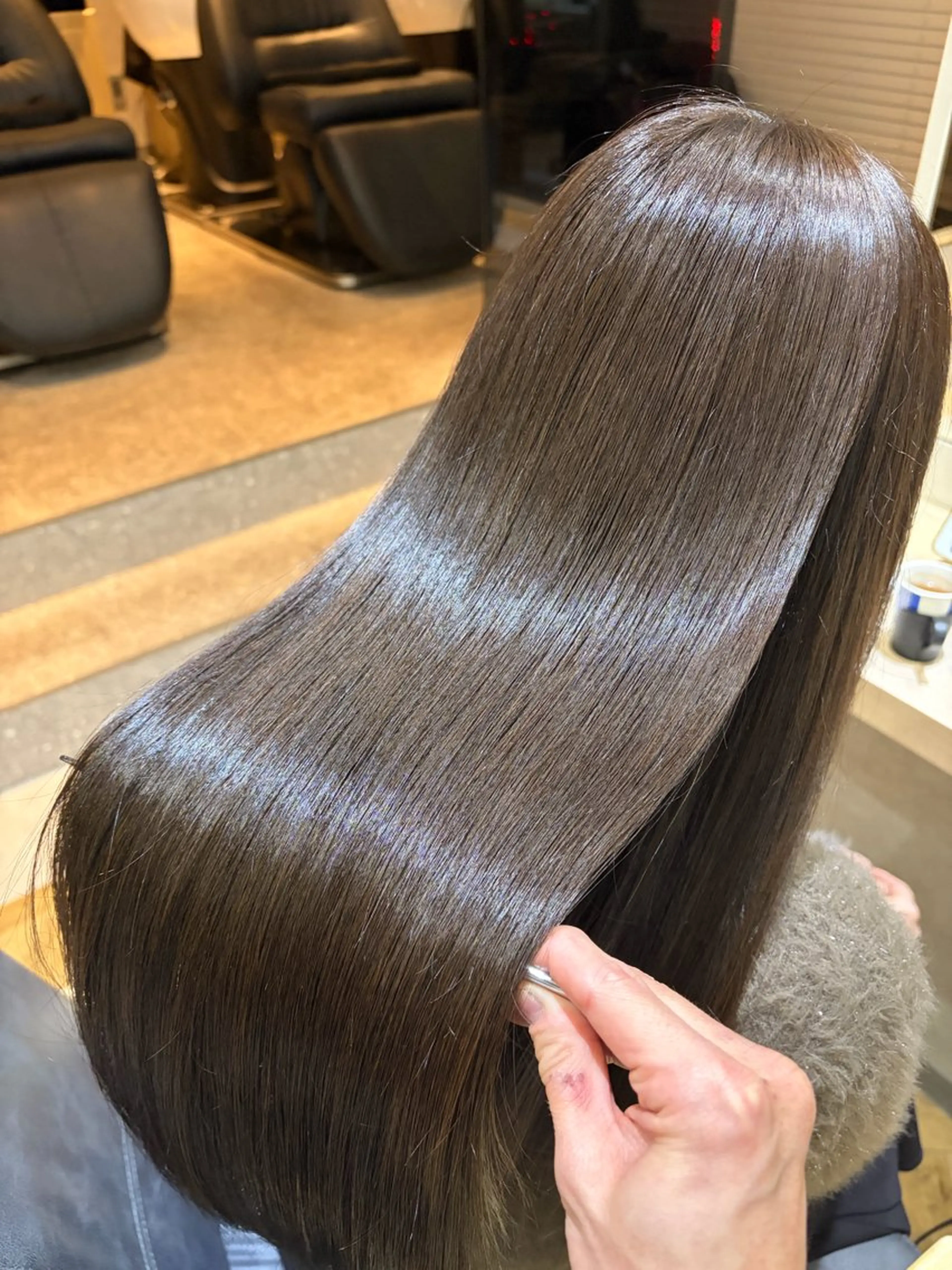 ロング カラー 髪質改善 縮毛矯正 トリートメント カット ヘアカラー トリートメント 松田卓也🌟美髪矯正 🌟小顔🌟艶髪のヘアスタイル