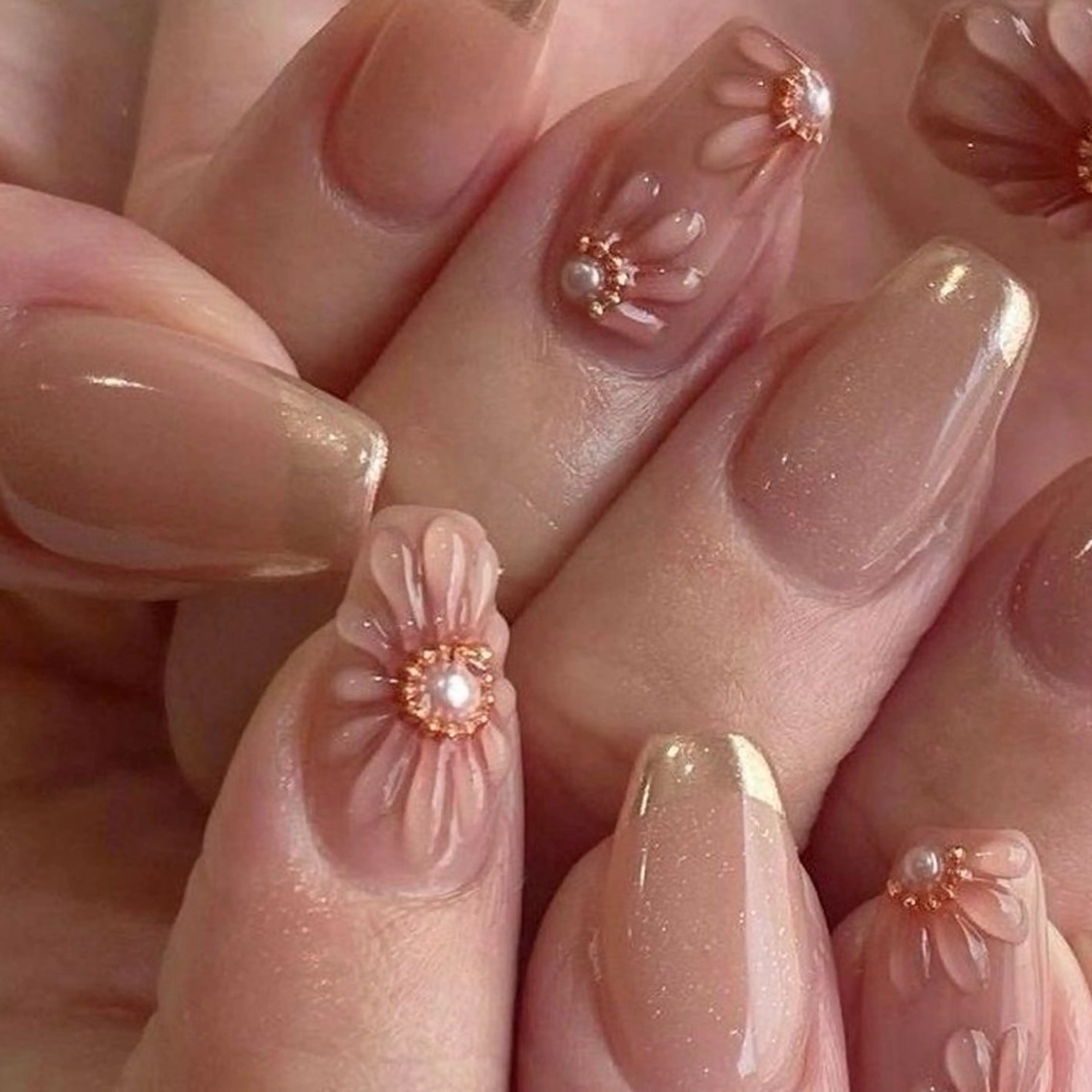 ネイル élu by Noriko 前原のネイルデザイン