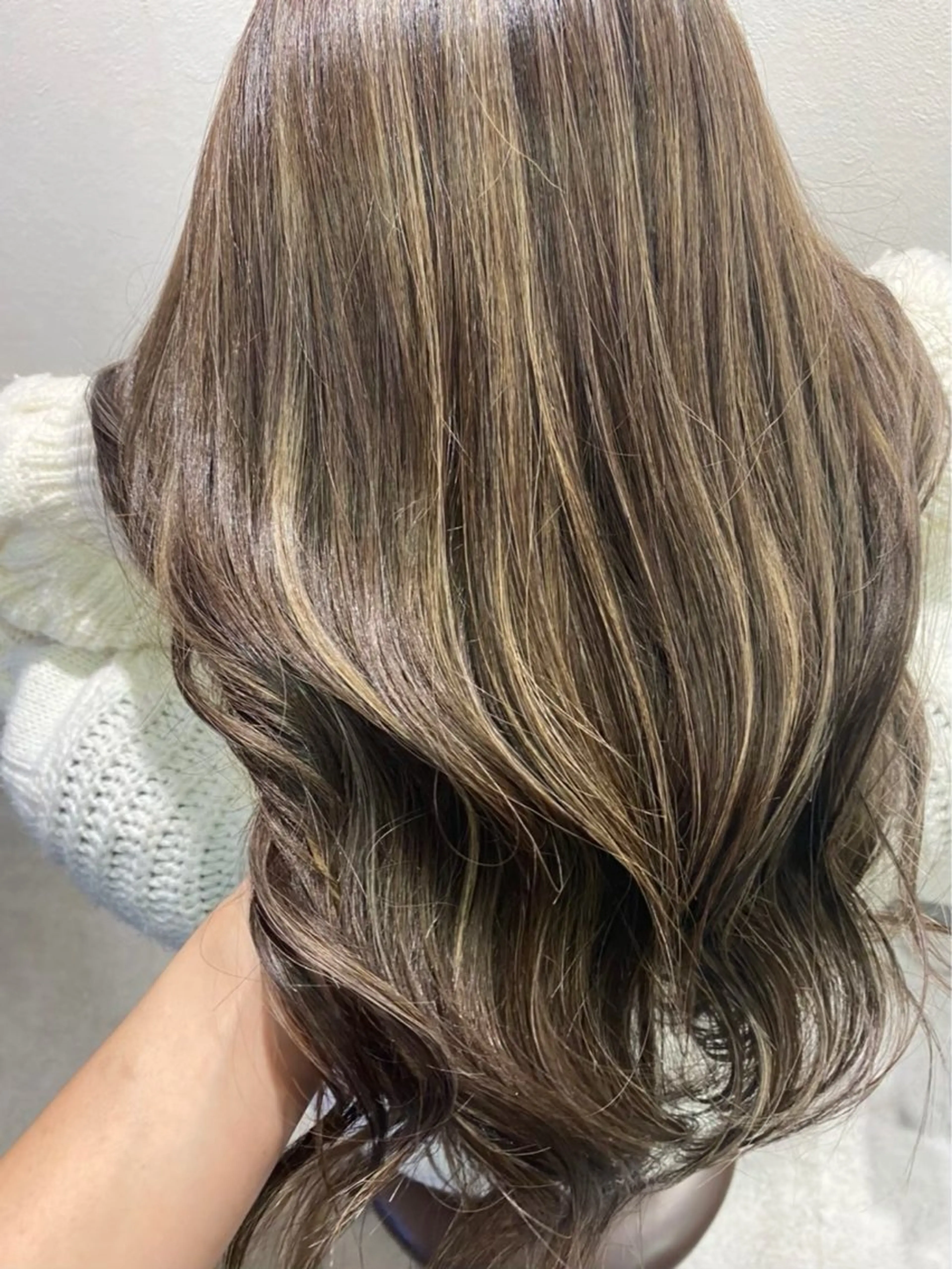 カラー ハイライトカラー 髪質改善 縮毛矯正 Hello Design Coconeel所属・髪質改善アンジュール かのんのヘアスタイル