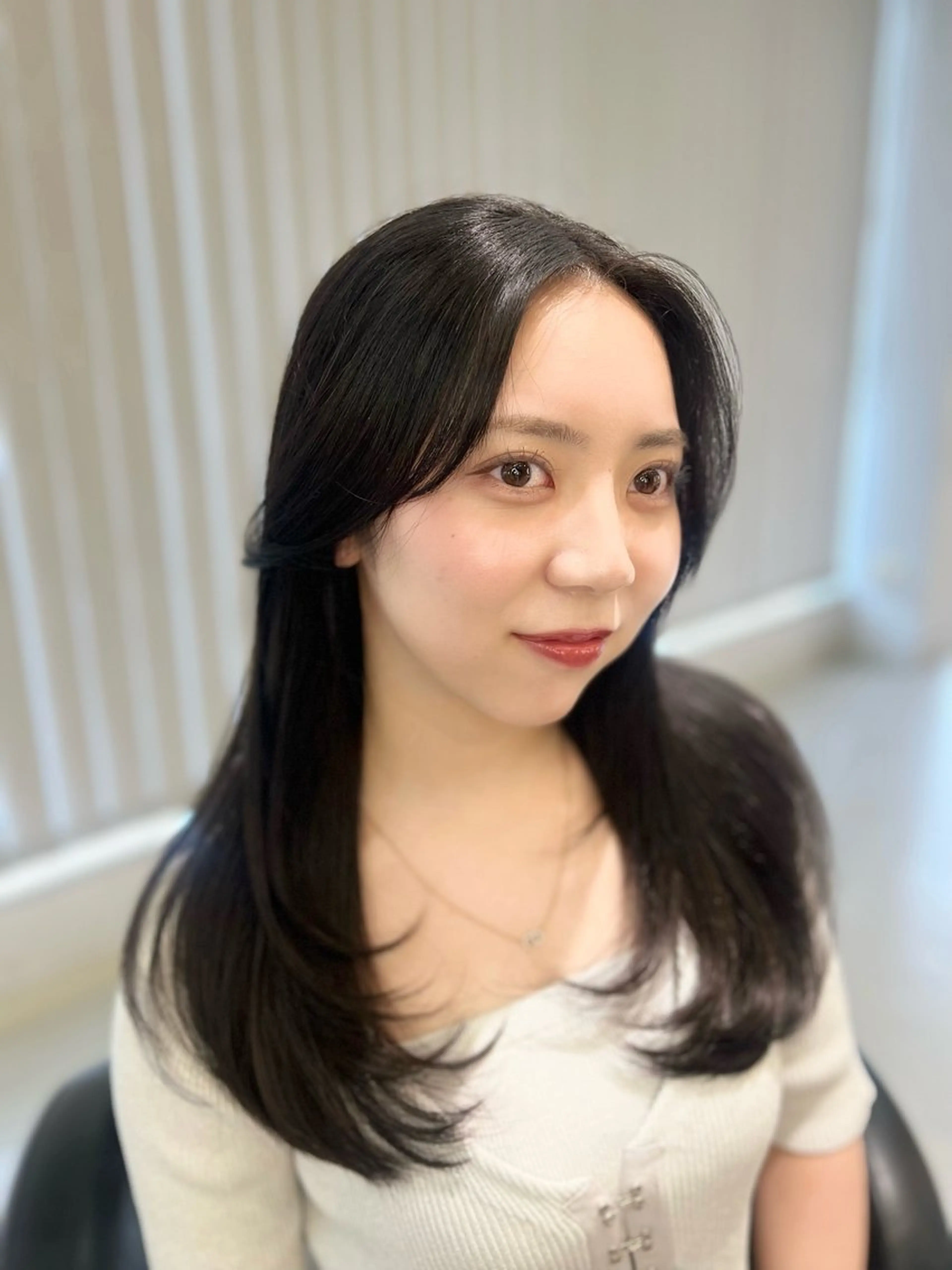 ロング カラー 韓国風顔まわり/ベー ジュ/マツエク♡美咲のヘアスタイル