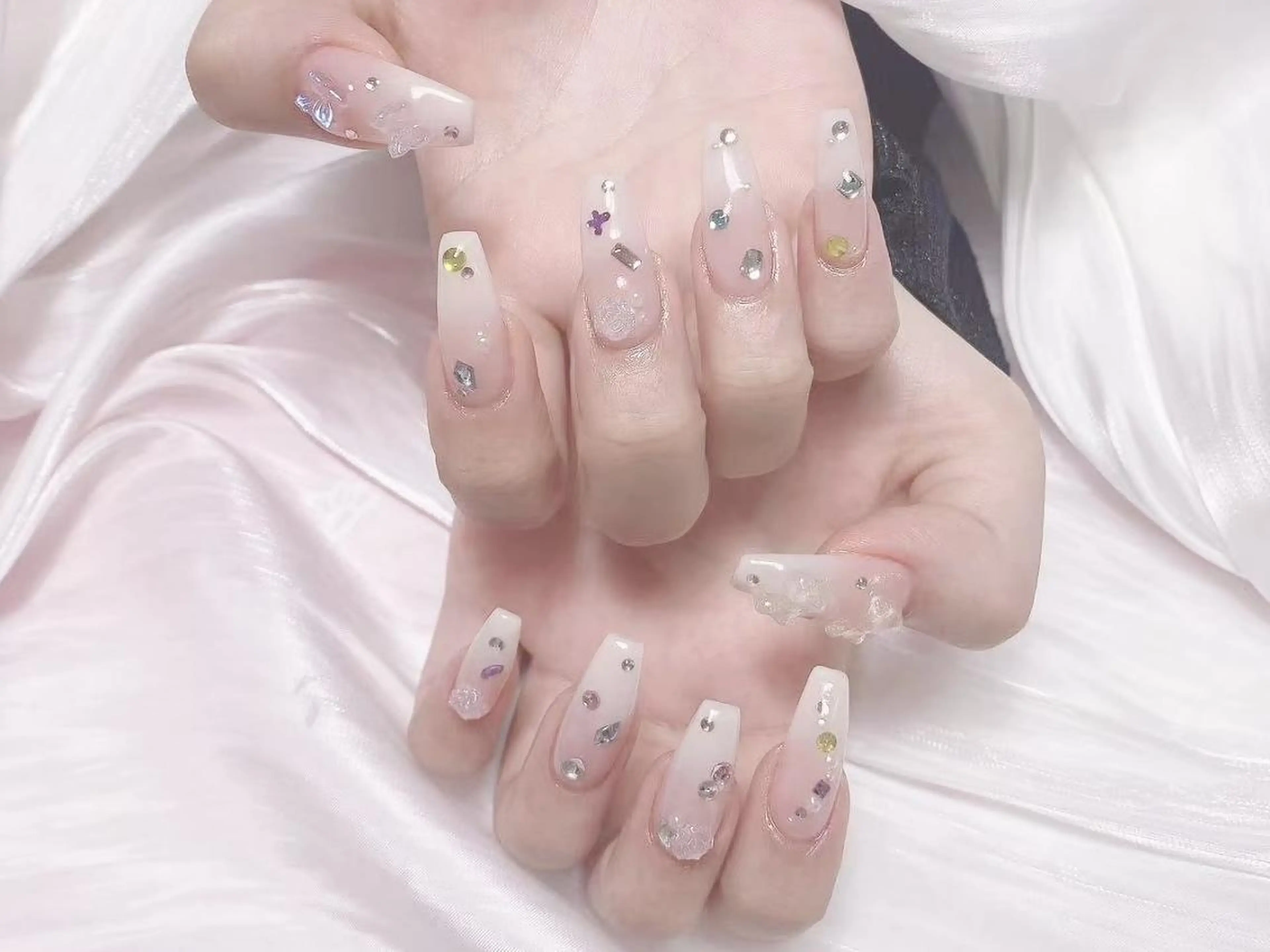 ネイル ジョリ En 💞🦋のネイルデザイン