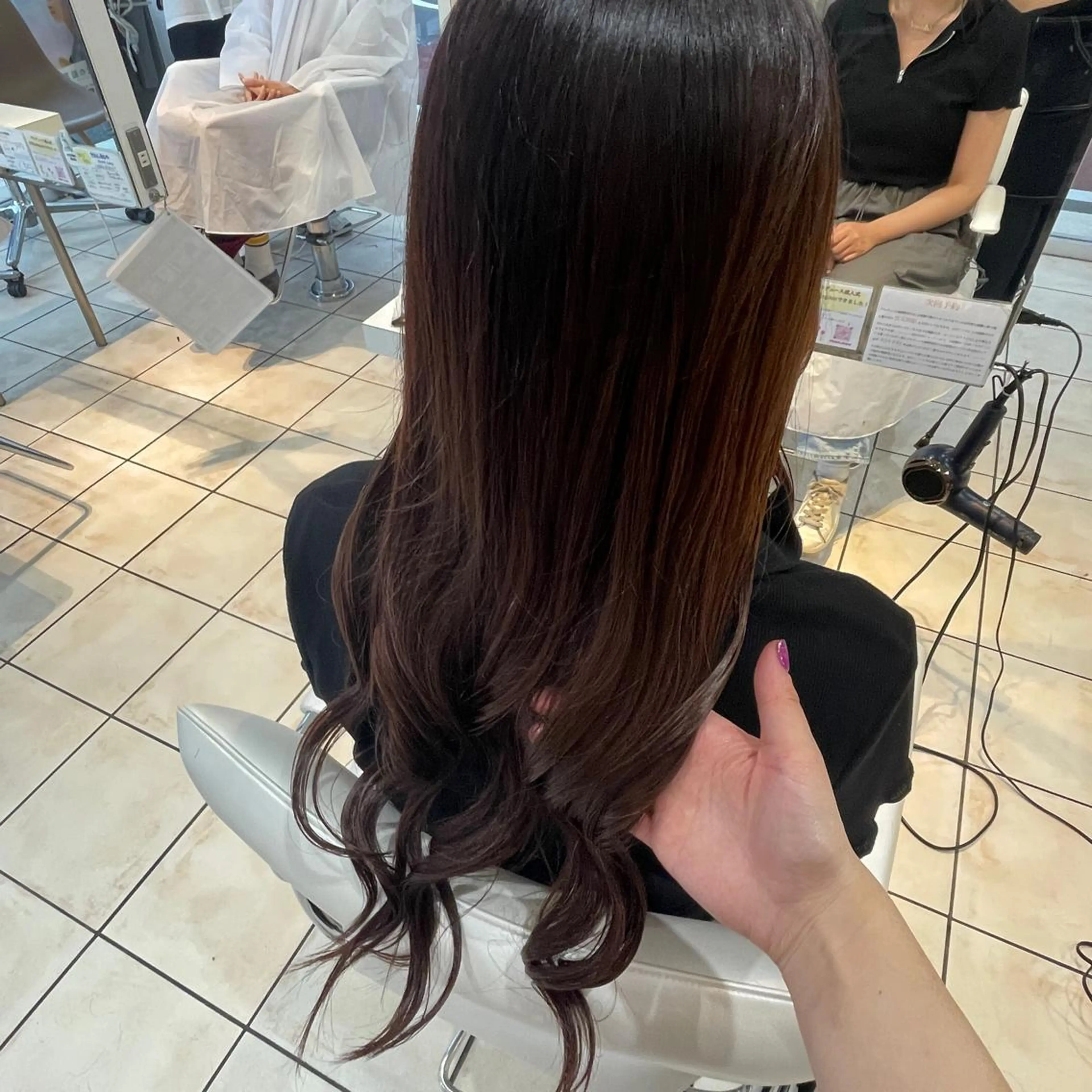 ロング カラー ヘアカラー トリートメント ブリーチ/ヘアセット 【𝙍𝙞𝙣𝙤】のヘアスタイル