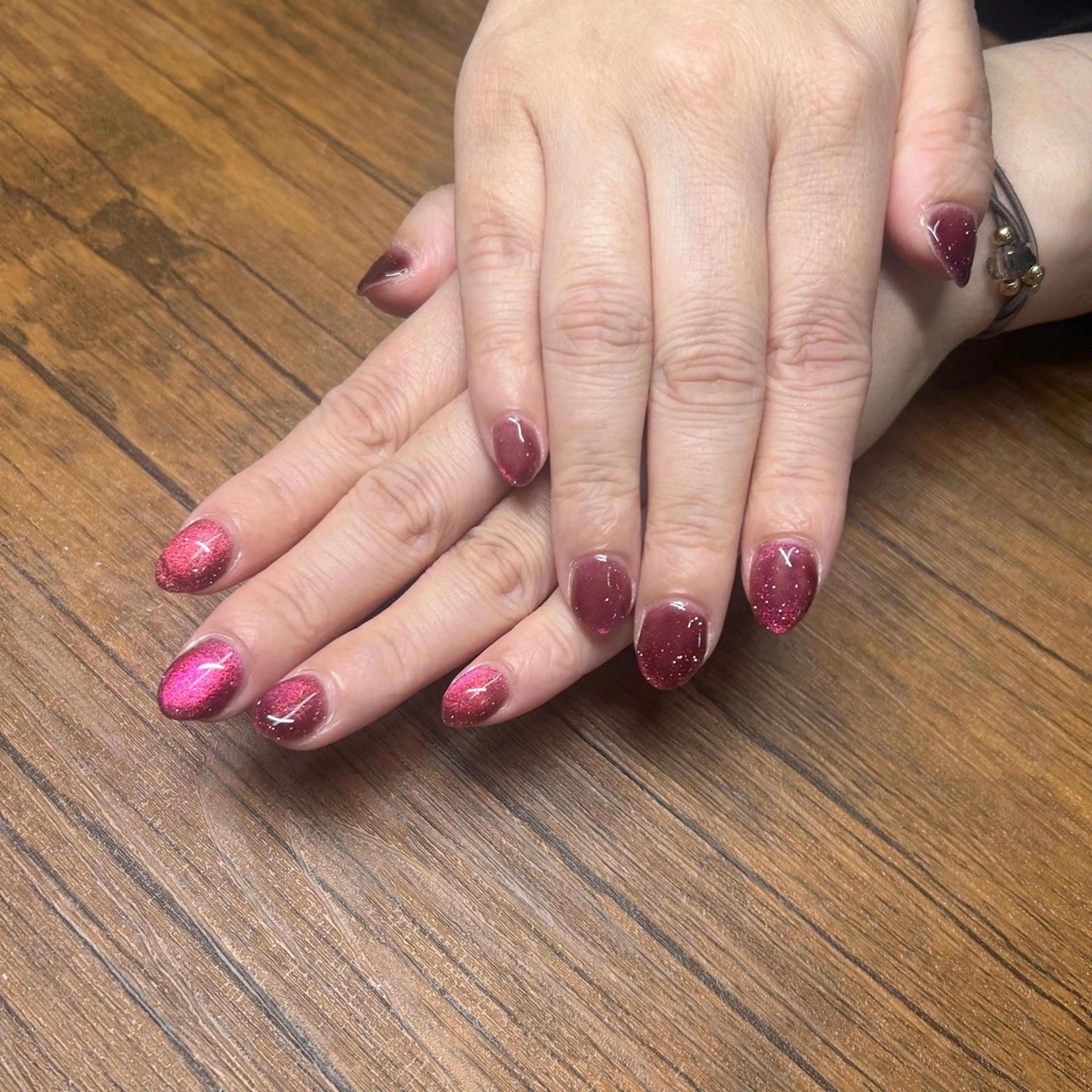 ネイル マグネットネイル ネイルサロンエーナイン琴似店所属・エーナイン琴似店 HARUNAのネイルデザイン