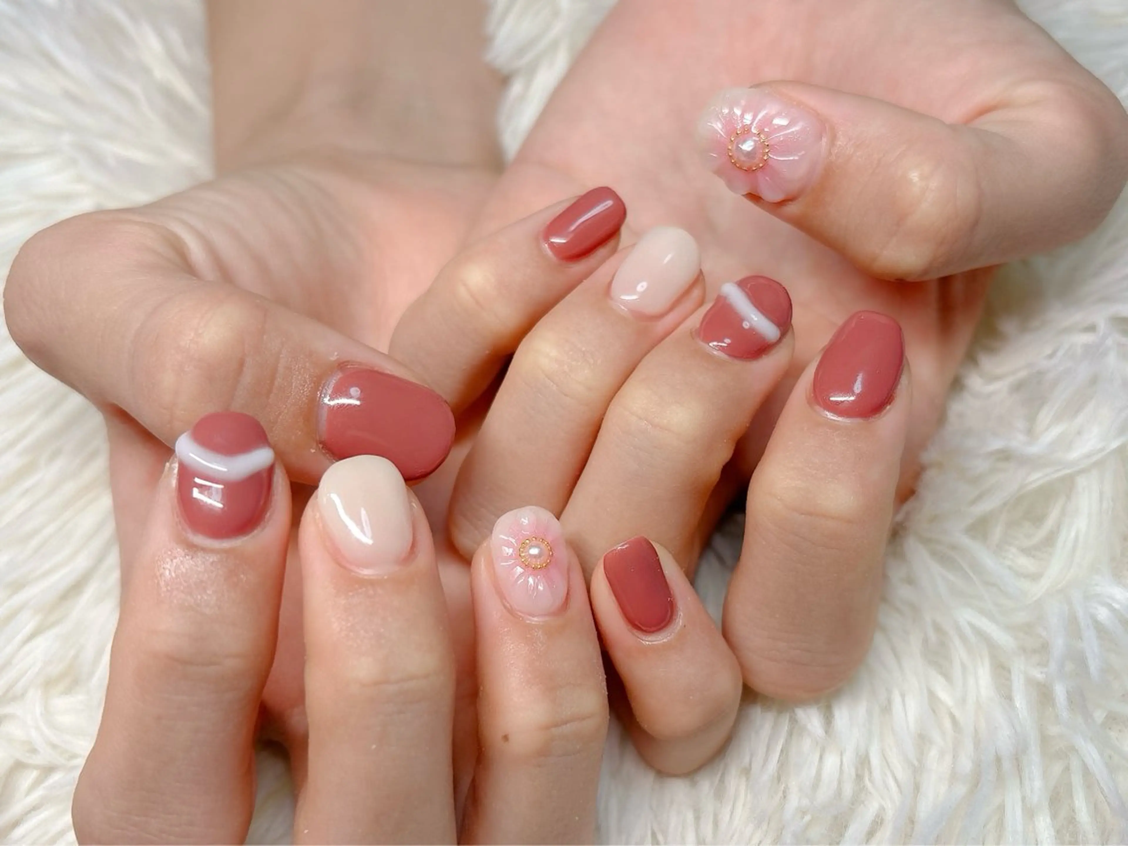 ネイル ハンドネイル パッチリオメメ Lianaのネイルデザイン