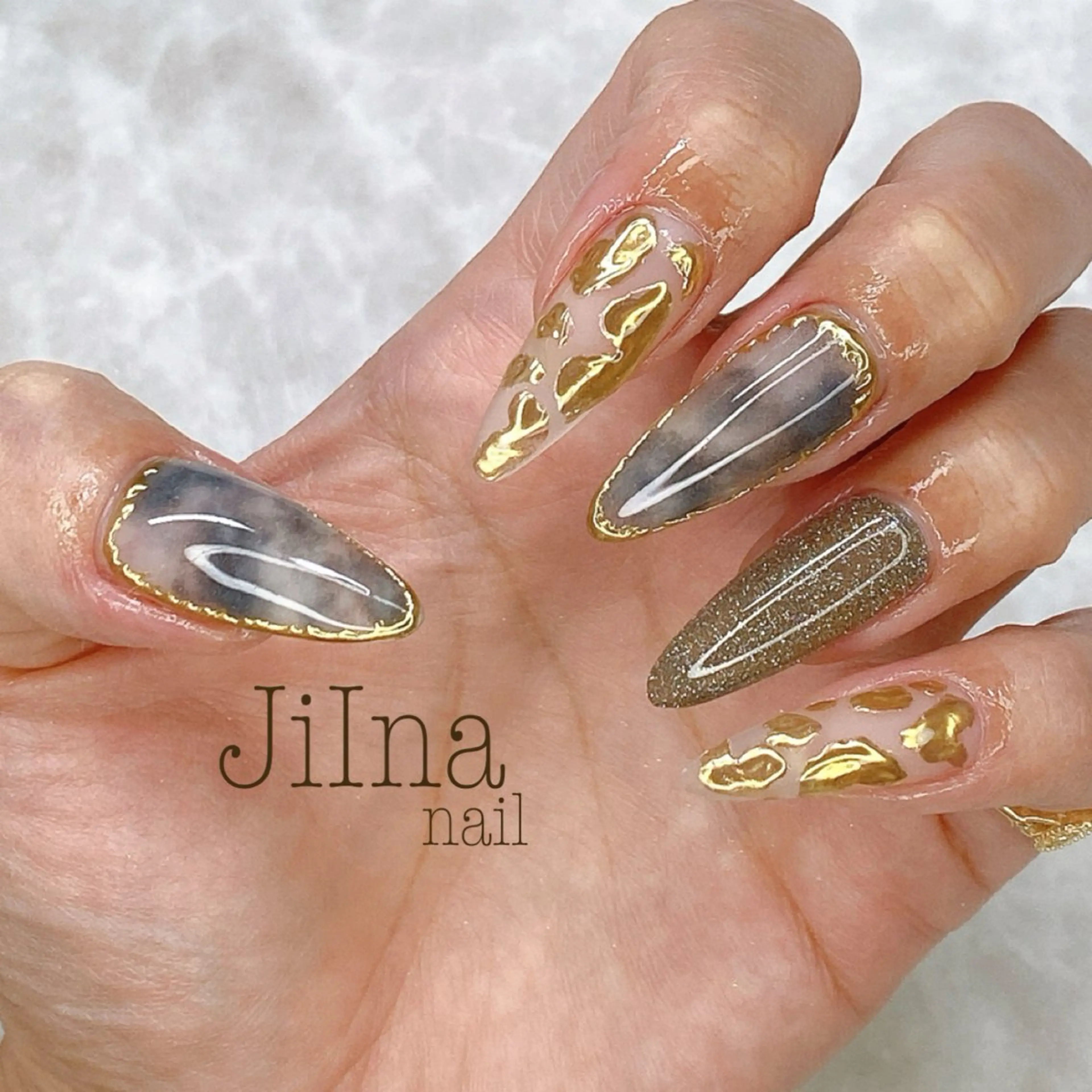 ネイル JiIna nailのネイルデザイン