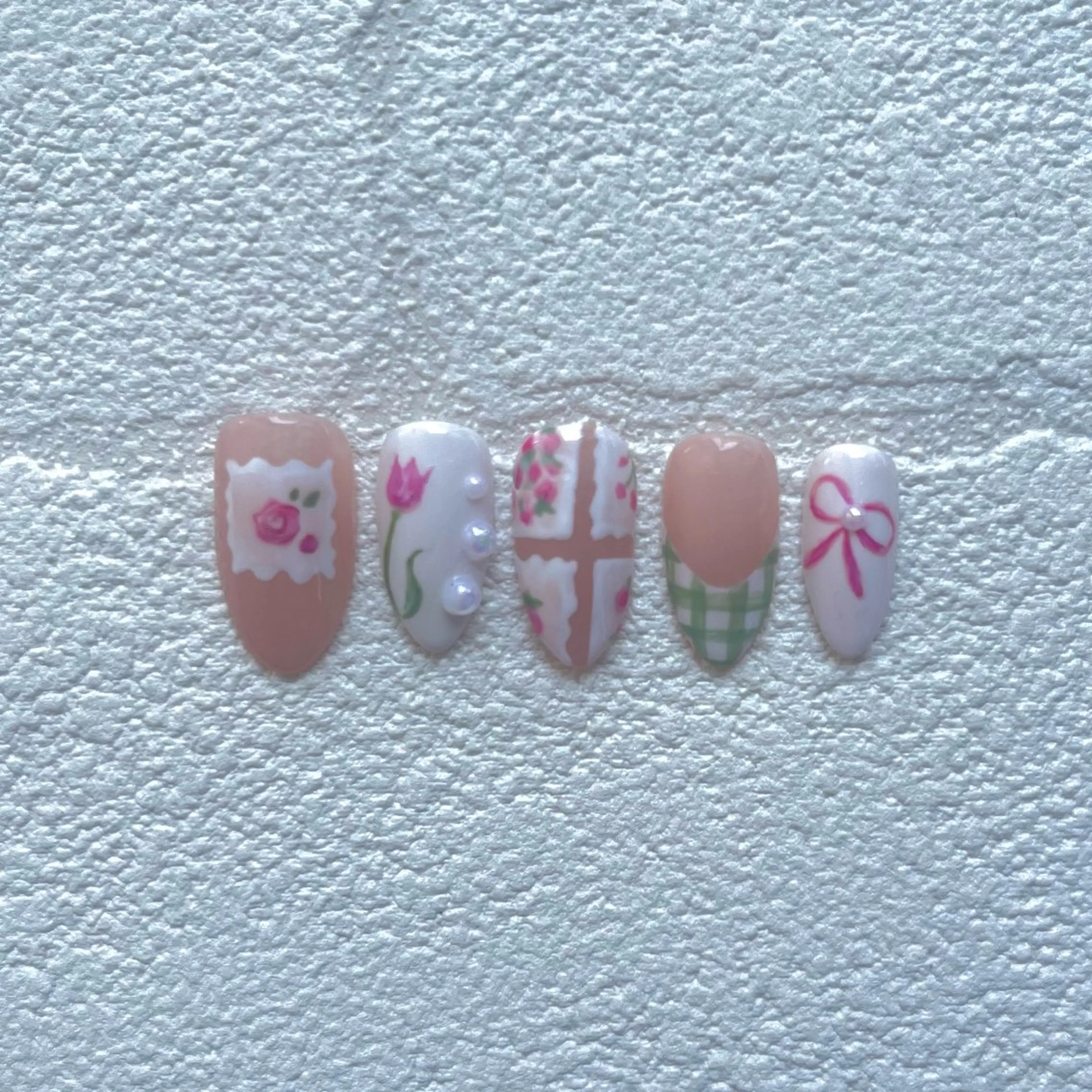 ネイル BIANCA神楽坂店 TSUMITAのネイルデザイン