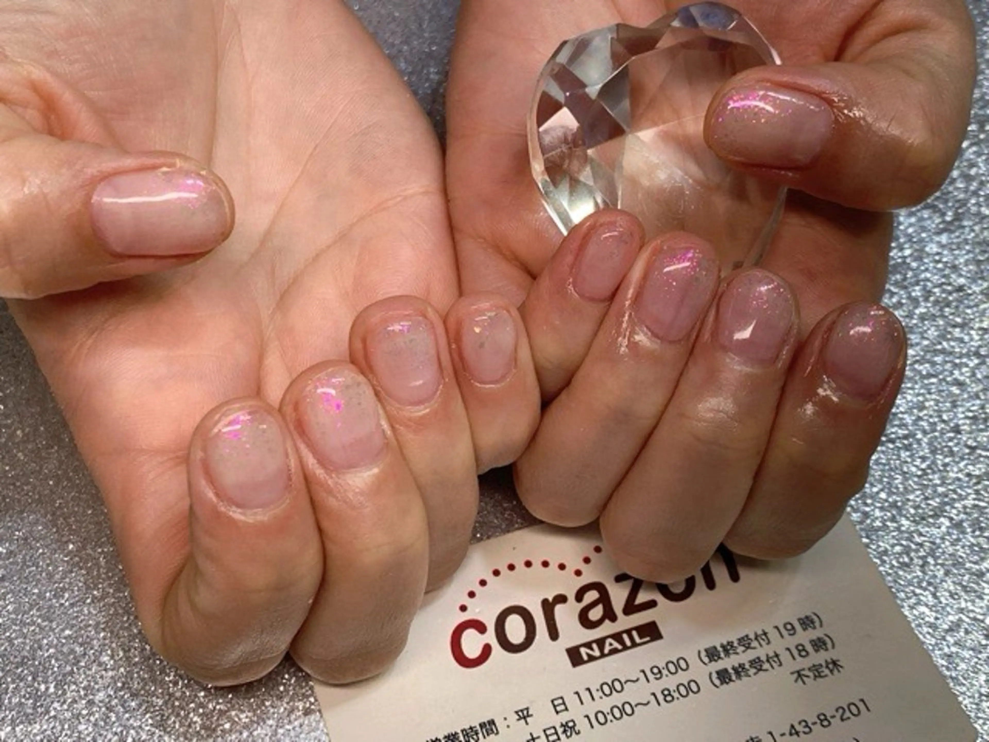 ネイル ジェルネイル グラデーション ラメ(グリッター) ラメグラデーション ハンドネイル corazon所属・ネイリスト aicoのネイルデザイン
