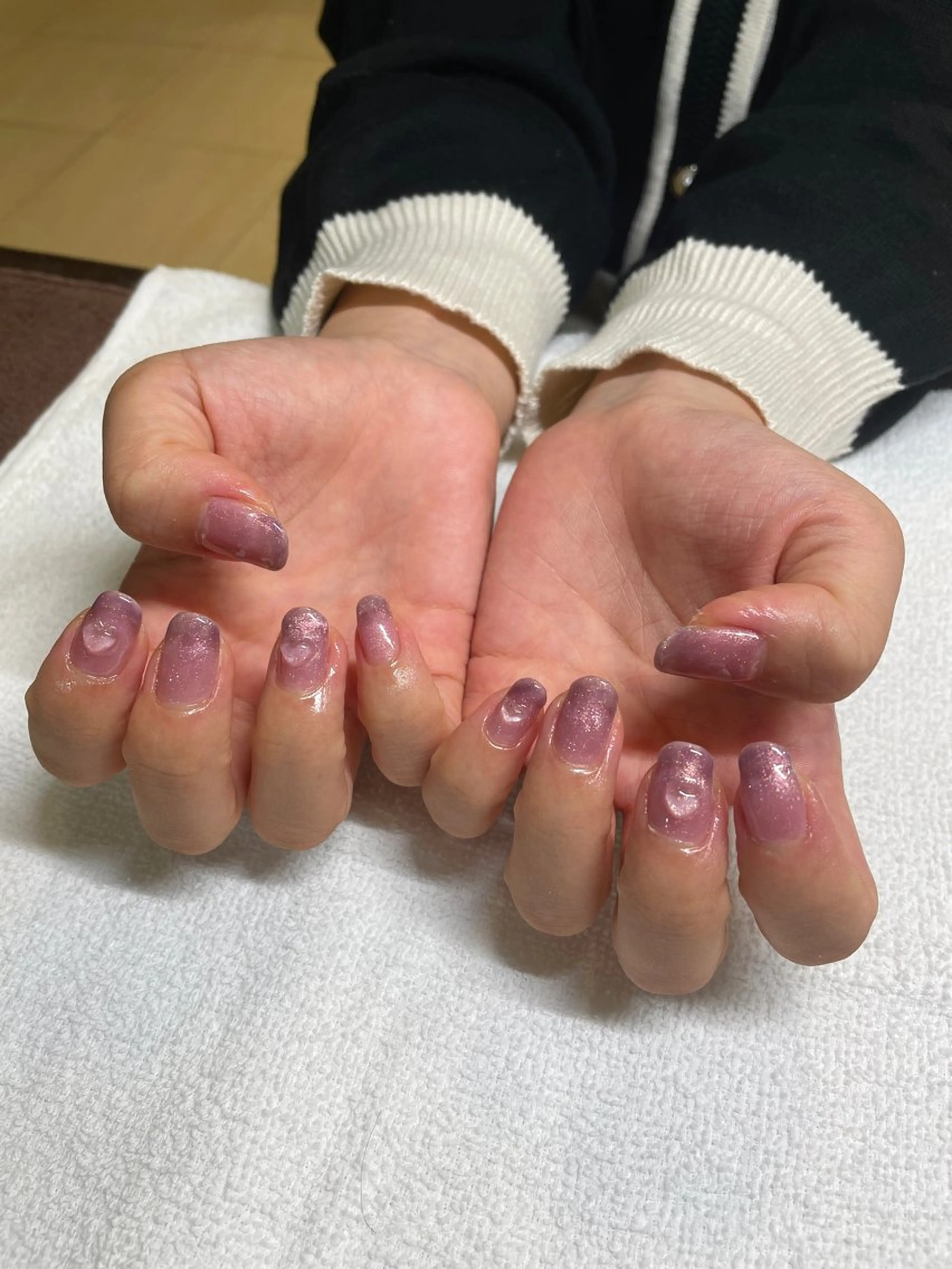 ネイル クリアネイル グラデーション ハート マグネットネイル ハンドネイル Of  hair宮崎台店所属・菊池 菜月のヘアスタイル