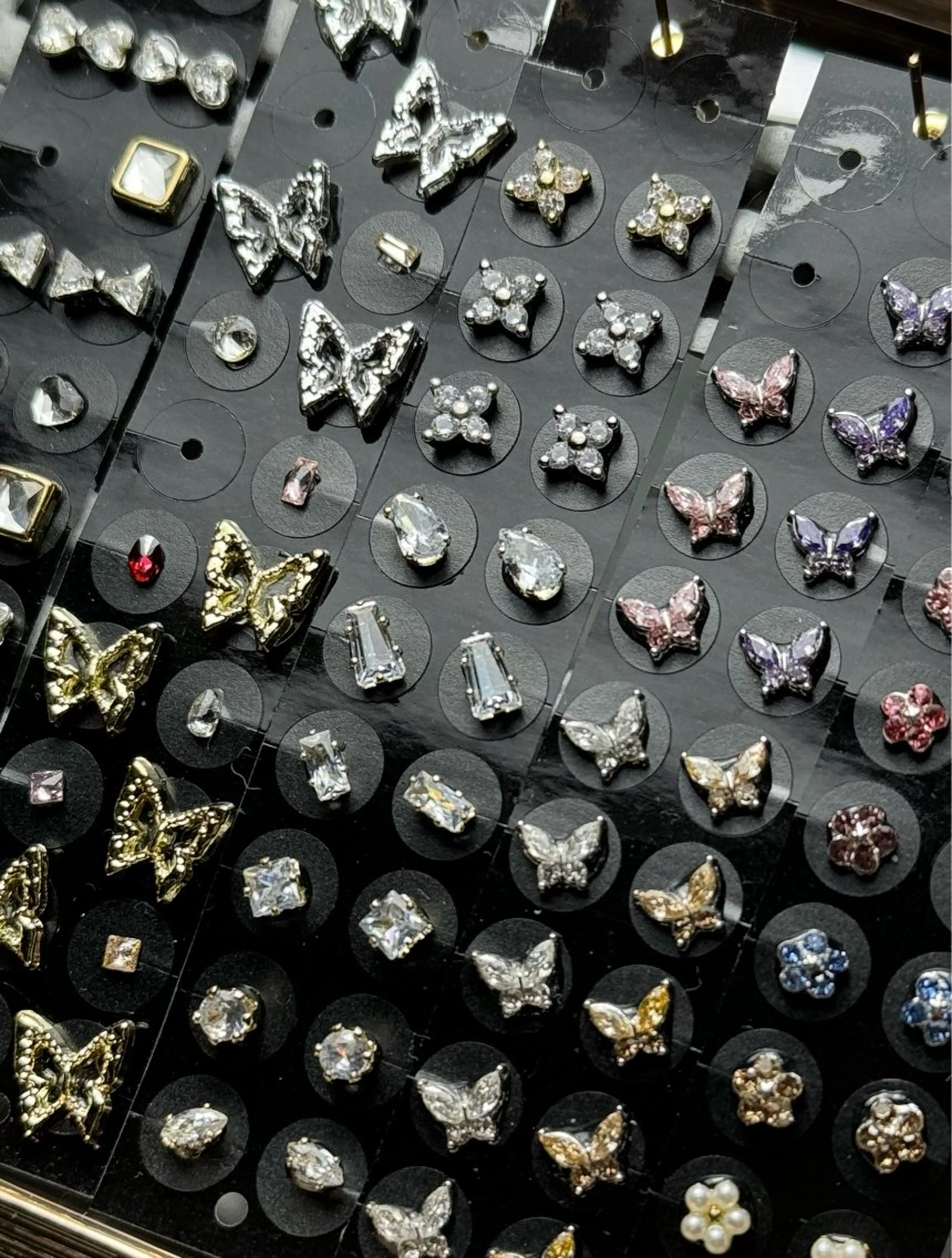 mau nail所属・mau nail ,to skinのネイルデザイン