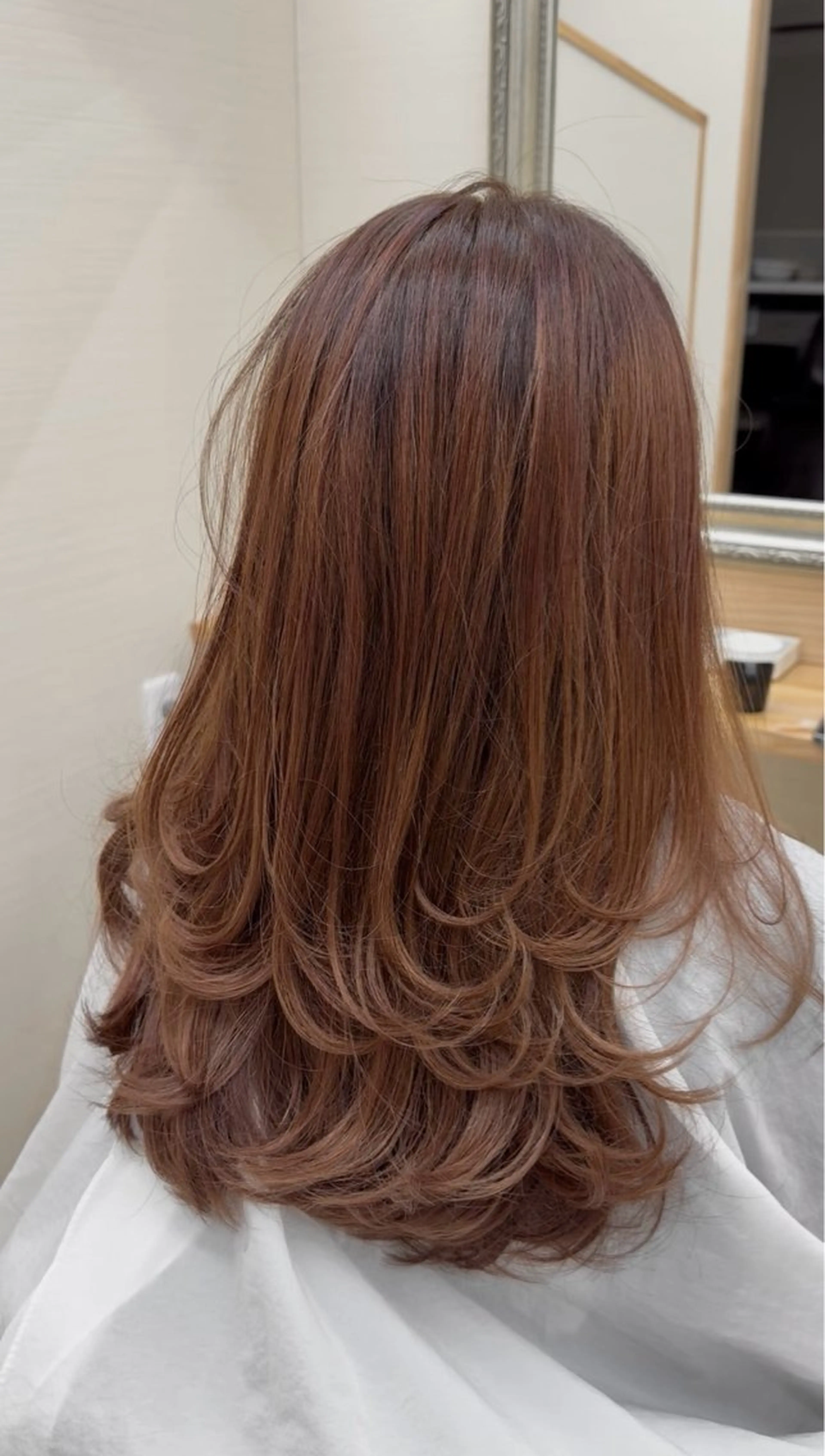 ロング 韓国×海外レイヤー/ ISSEIのヘアスタイル