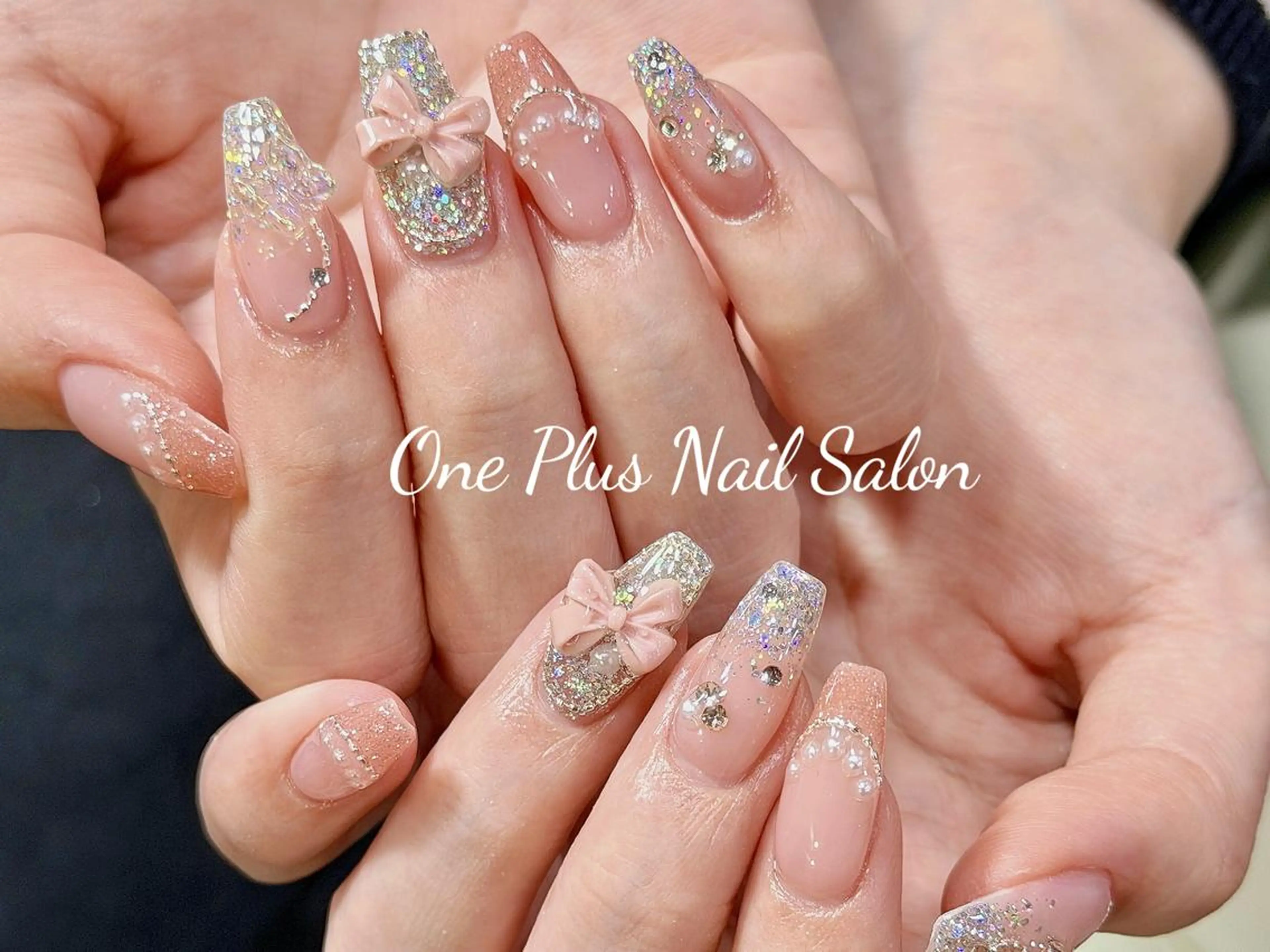 ネイル ガーリー ハート キラキラネイル 韓国ネイル ロングネイル ハンドネイル 小林 リリのネイルデザイン