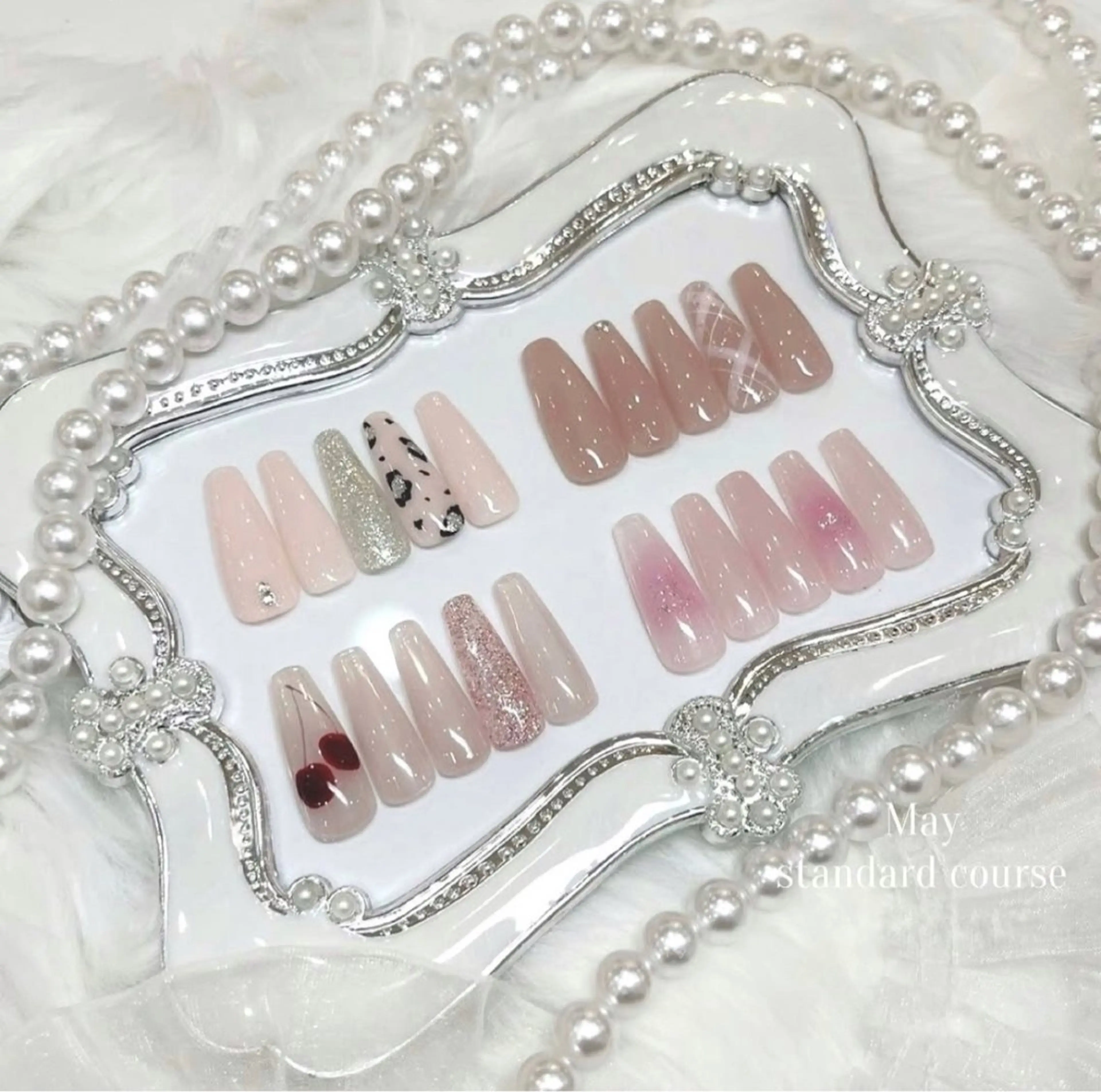 ネイル Raviy福岡店所属・manoka .のネイルデザイン