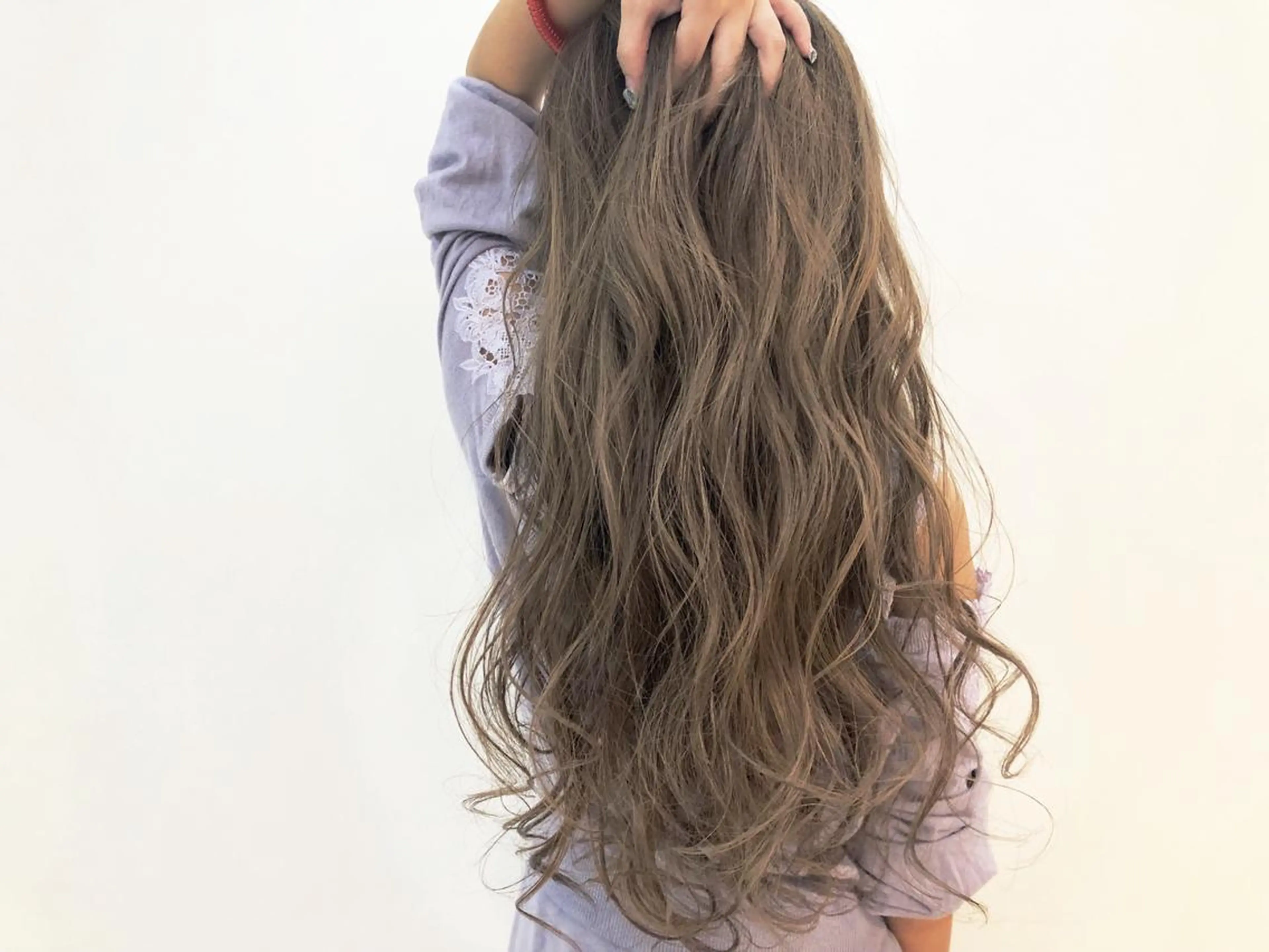 ロング カラー 加藤 利基のヘアスタイル