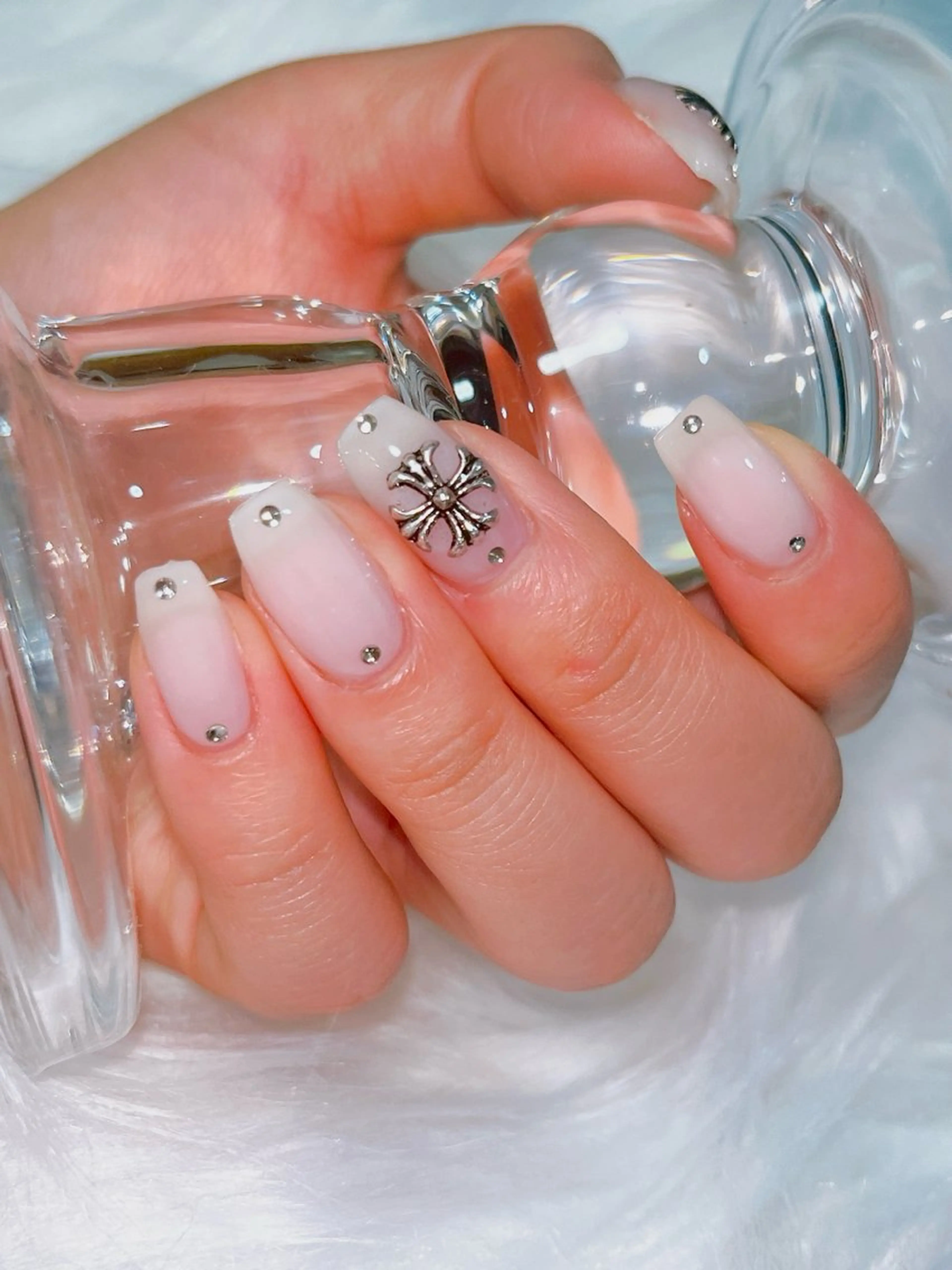 ネイル . JUNのネイルデザイン