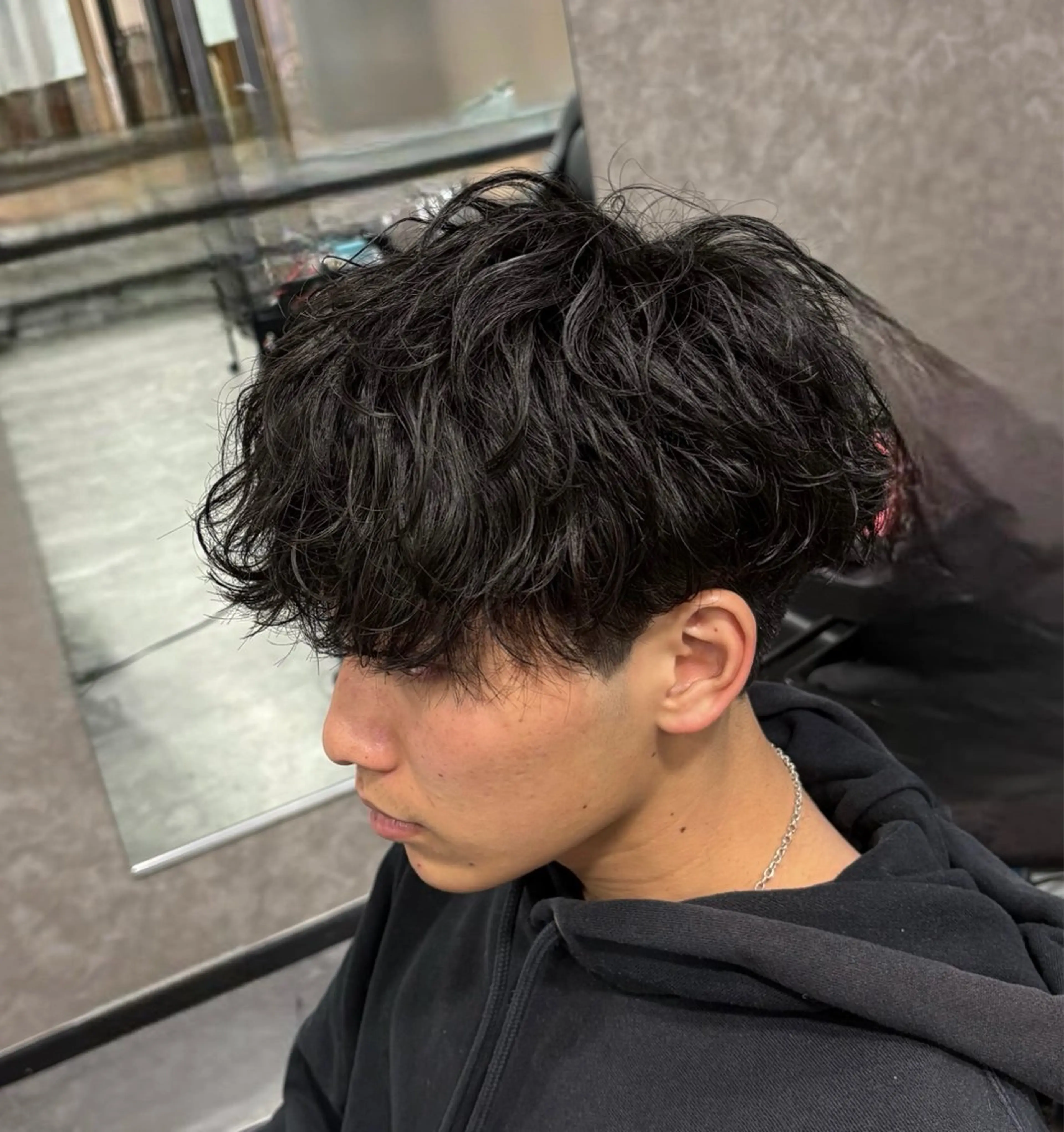 メンズ センターパート フェザーパーマ メンズパーマ Hair Salon LUCEY所属・メンズパーマ/カラ ー/川越/成田最のヘアスタイル