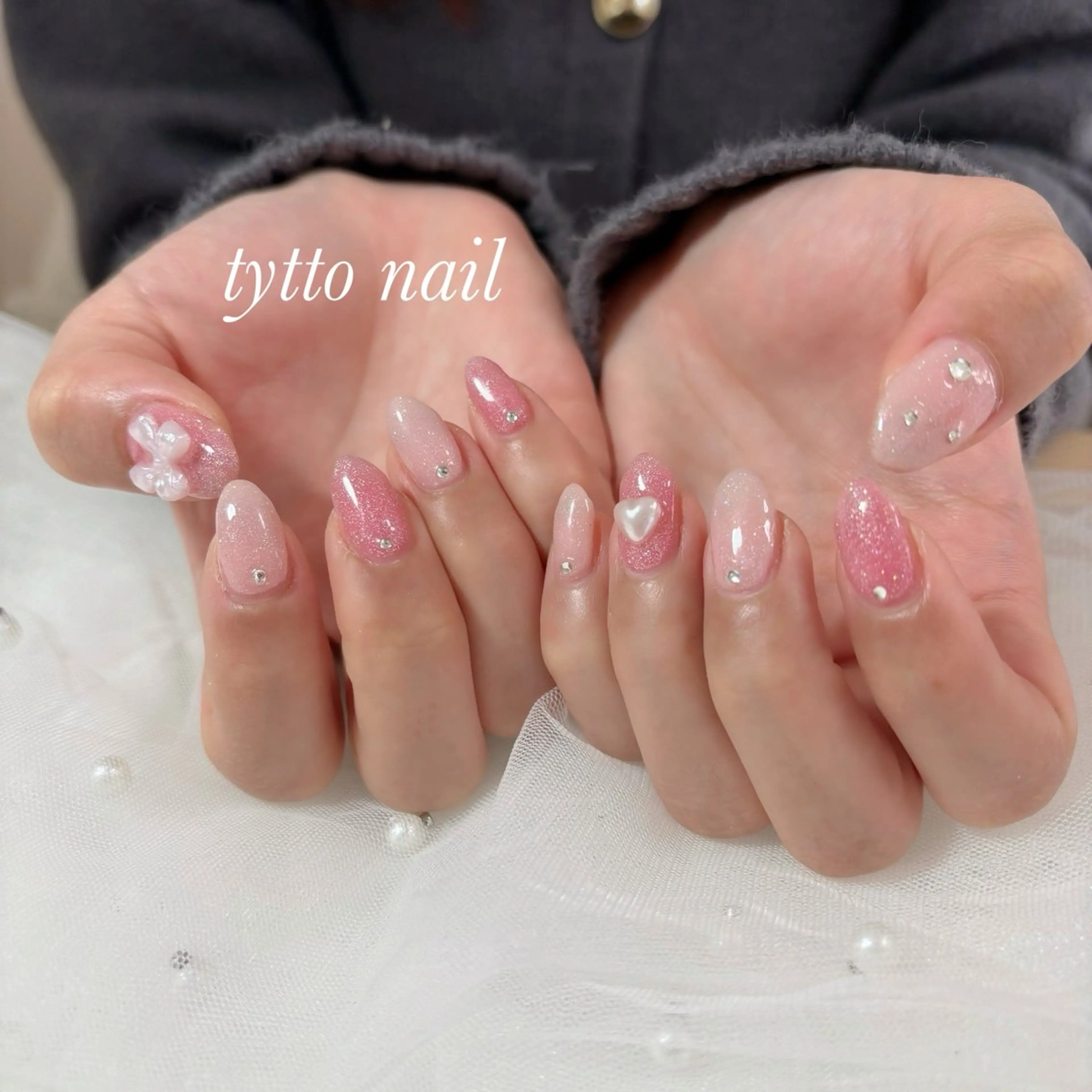 ネイル ガーリー ハート キラキラネイル 韓国ネイル ラメ(グリッター) ハンドネイル tytto nail ❤︎‪‪eri‪‪のネイルデザイン