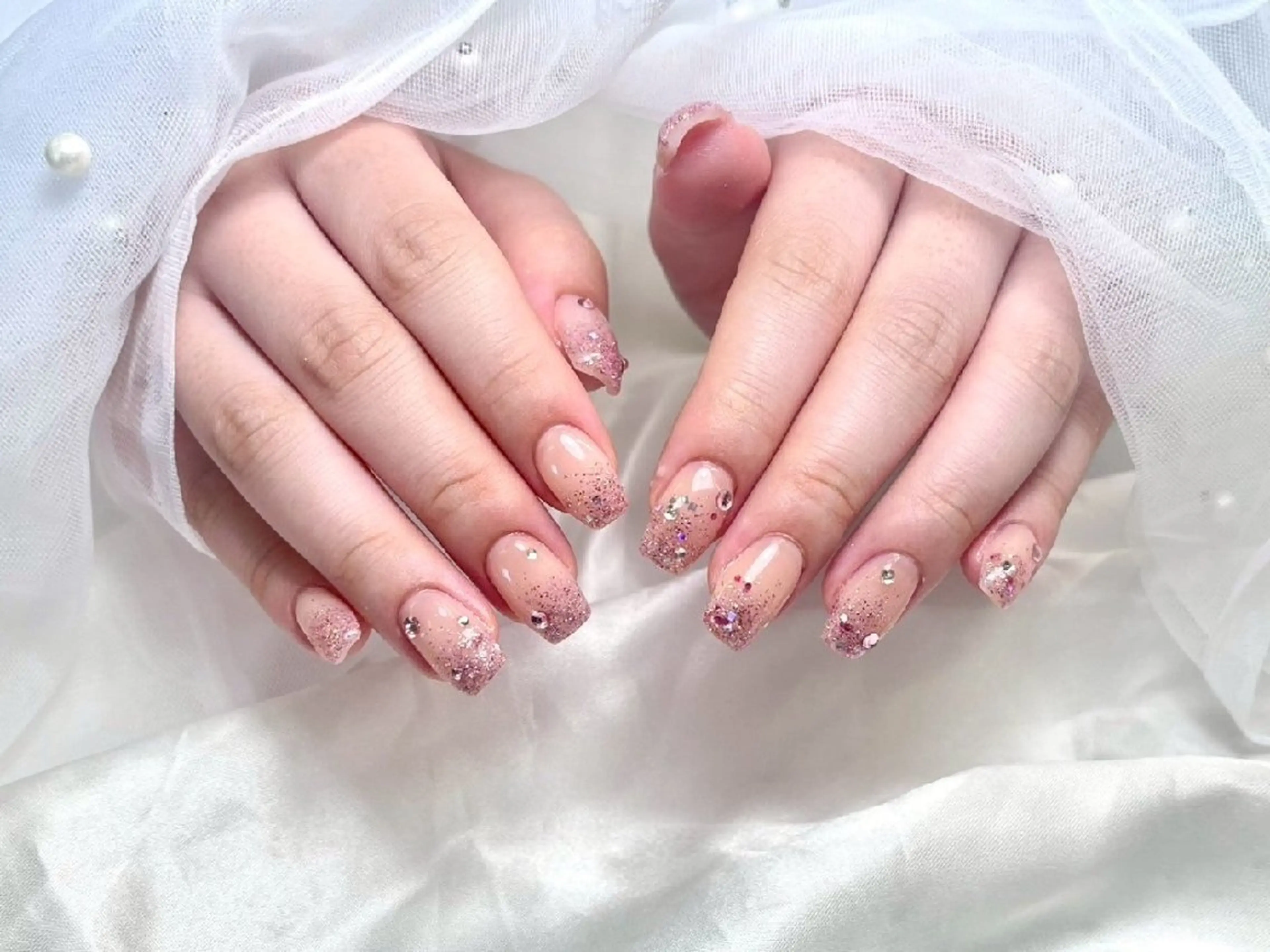 セミロング ハンドネイル che'ri nailのネイルデザイン