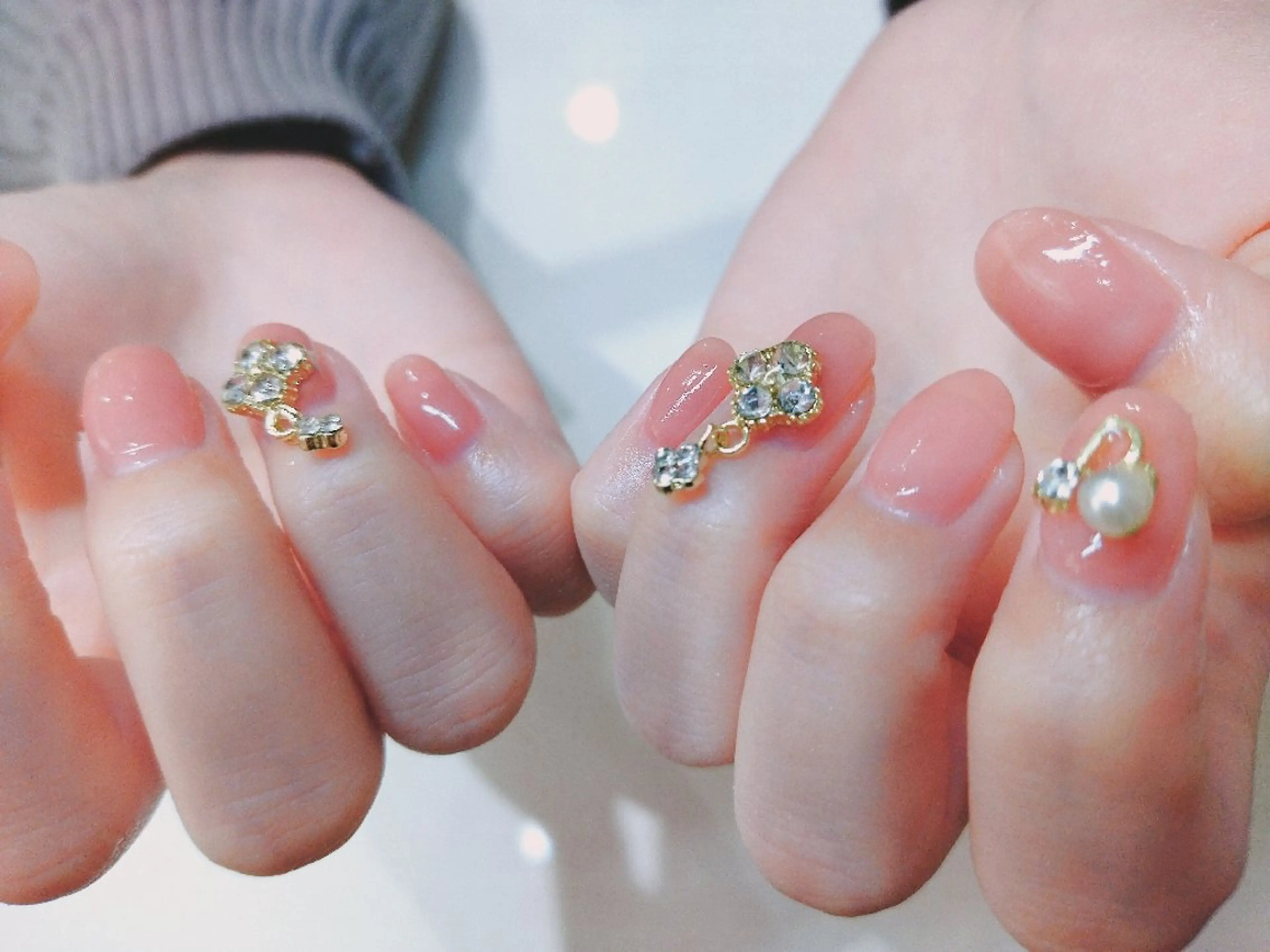 ネイル 鐙 桃華のネイルデザイン