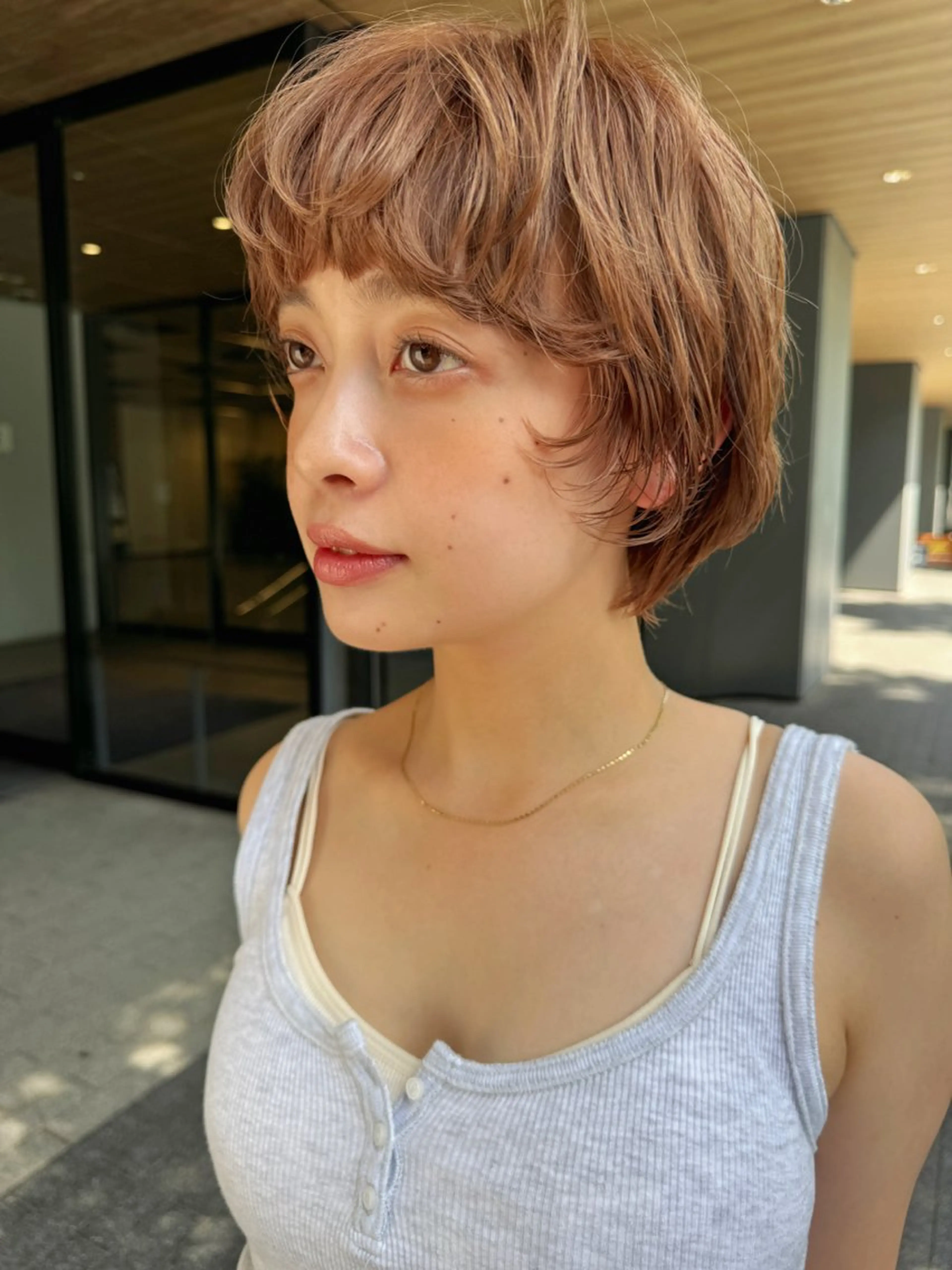 ショート カラー 透明感カラー ダブルカラー カット ヘアカラー トリートメント ayaka/暖色 /ニュアンスボブのヘアスタイル