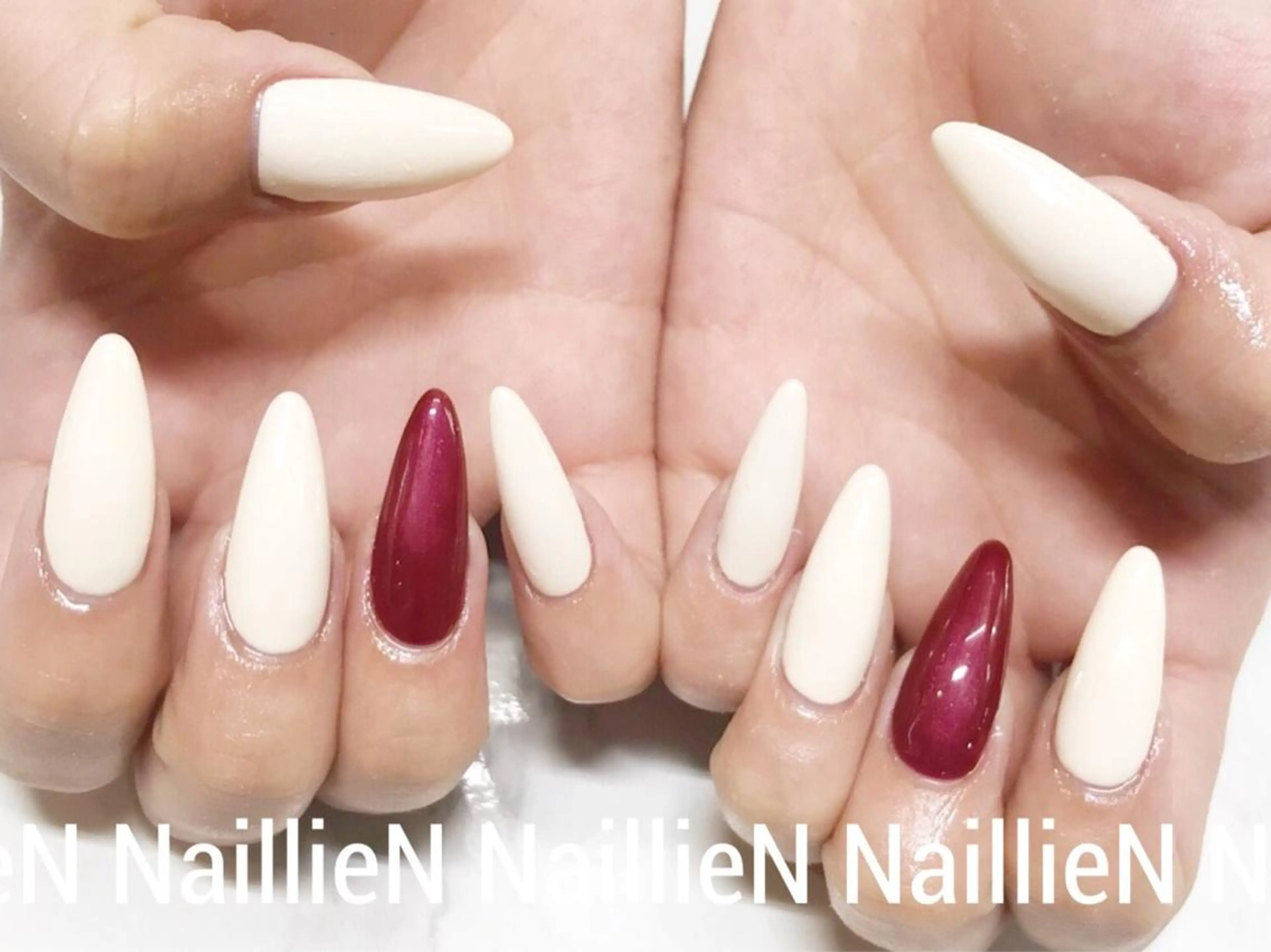 ネイル 赤色 ハンドネイル Nail lieNのネイルデザイン