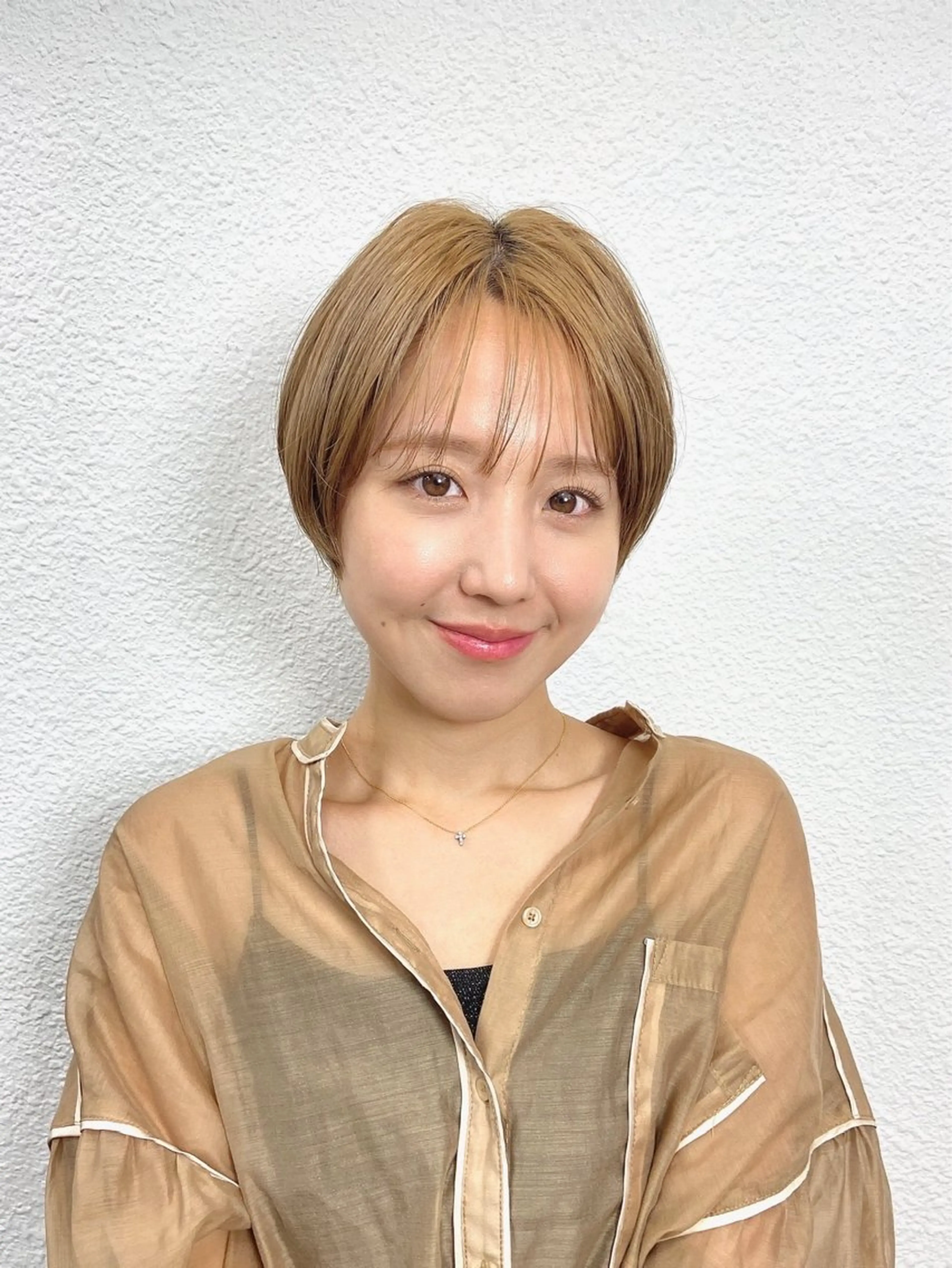 ショート カラー うる艶カラー× ハイトーン/miuのヘアスタイル