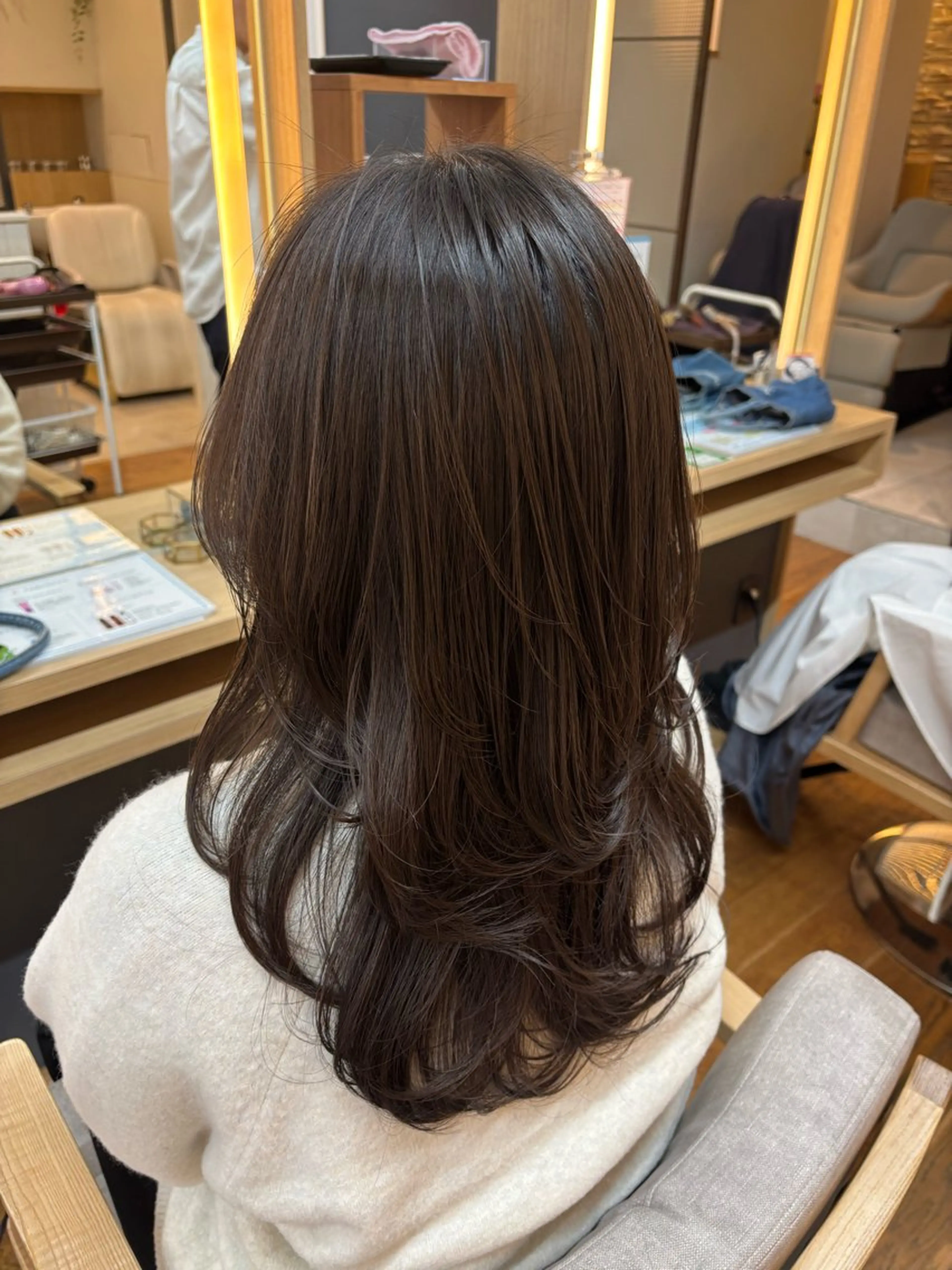セミロング ハイレイヤー レイヤーカット カット 韓国ヘア sasugaのヘアスタイル