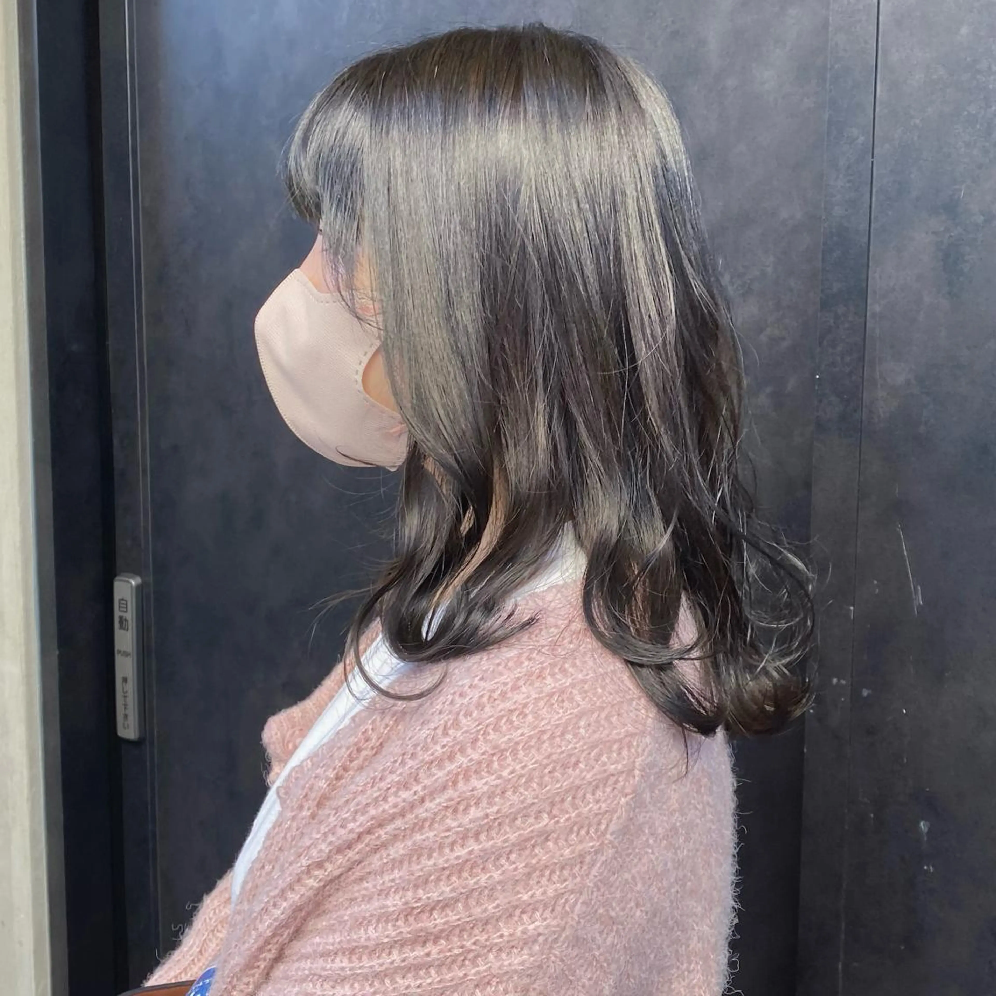 ミディアム カラー 透明感カラー グレージュ カット ヘアカラー トリートメント 比嘉 陽のヘアスタイル