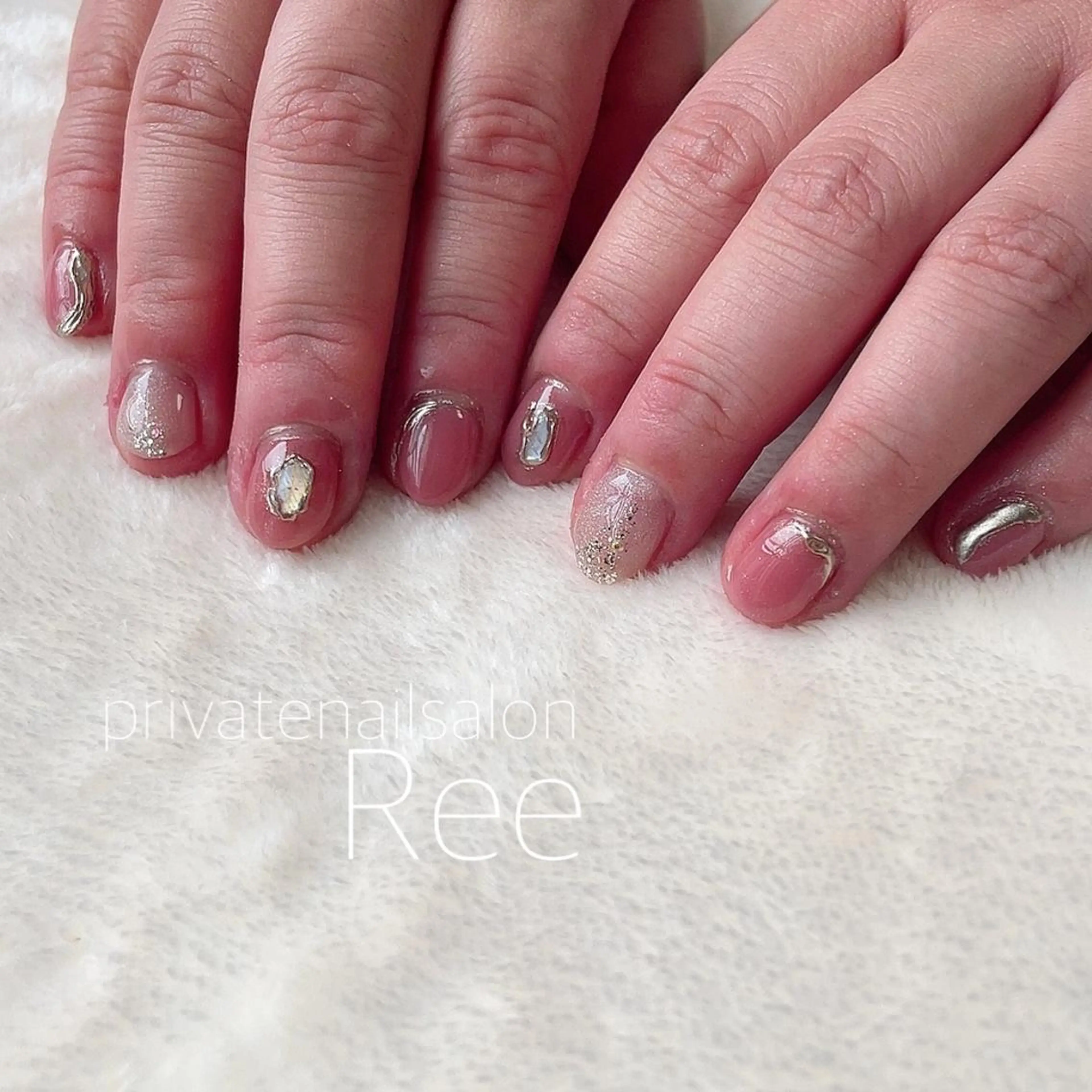 ネイル 知花 梨花のネイルデザイン