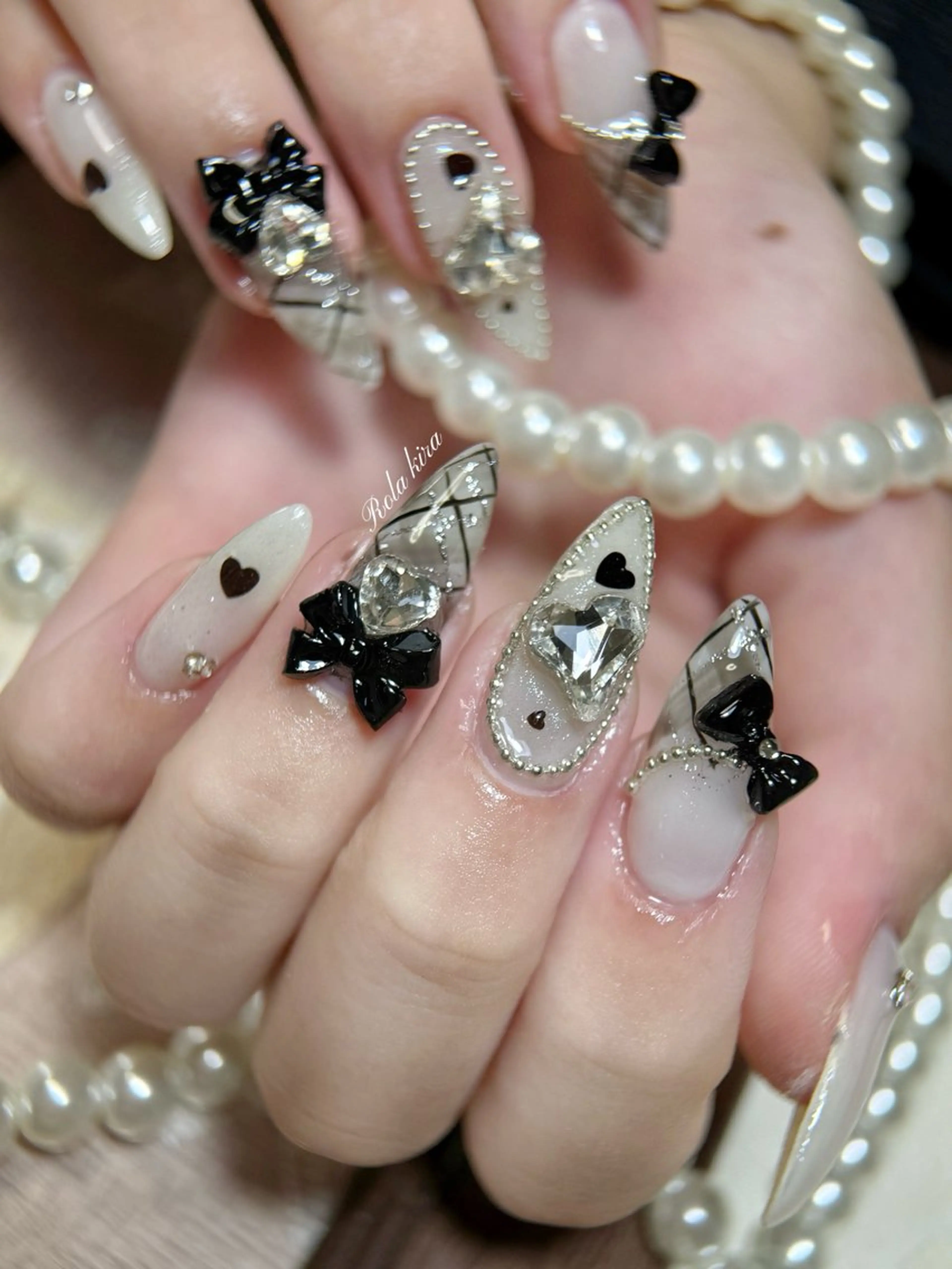 ネイル チークネイル 長さ出し フレンチネイル ジェルネイル 韓国ネイル ハンドネイル Rola kira nail salon所属・Rola kira 麗のネイルデザイン