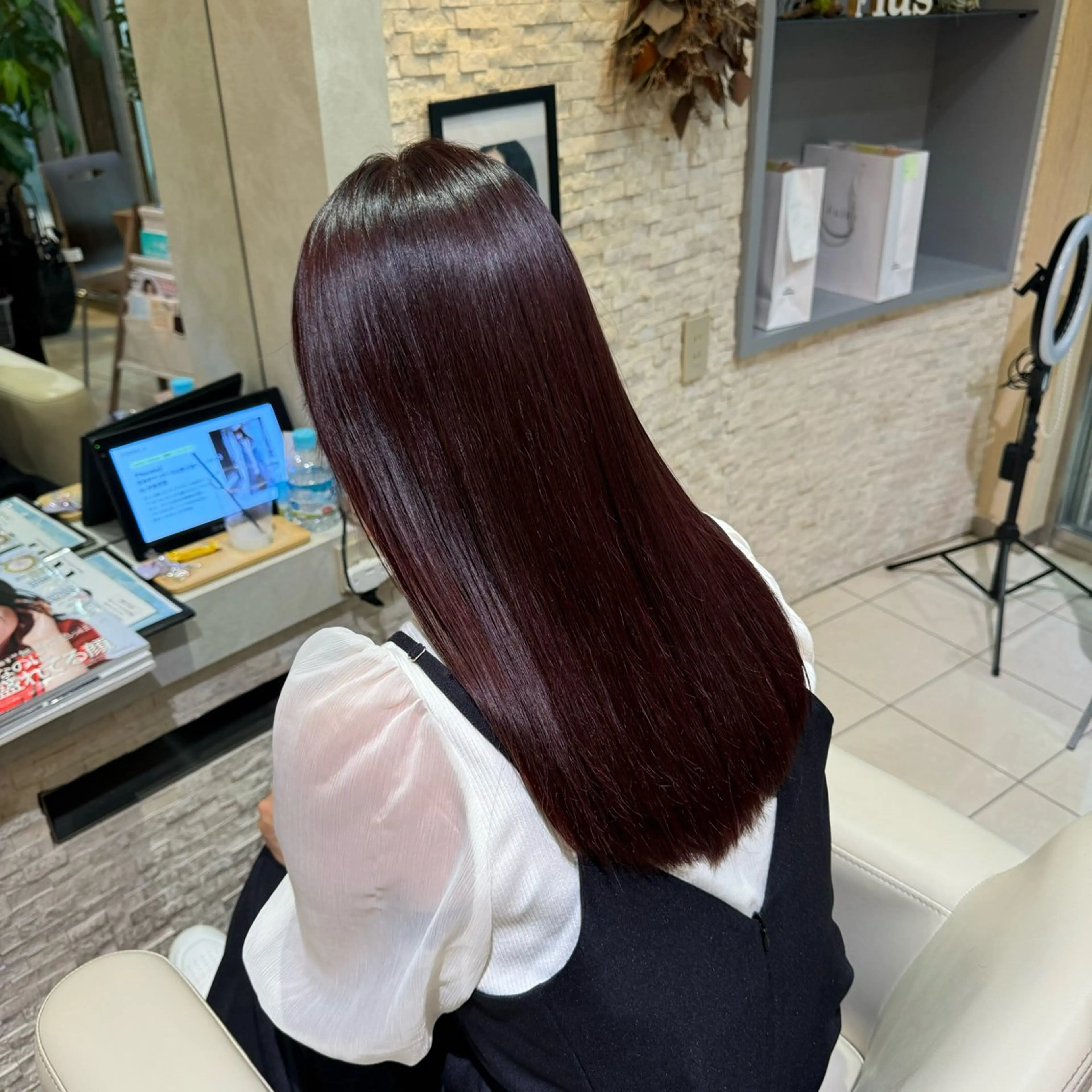 セミロング カラー ピンクカラー カット ヘアカラー 縮毛矯正 💎五十嵐 千夏💎のヘアスタイル