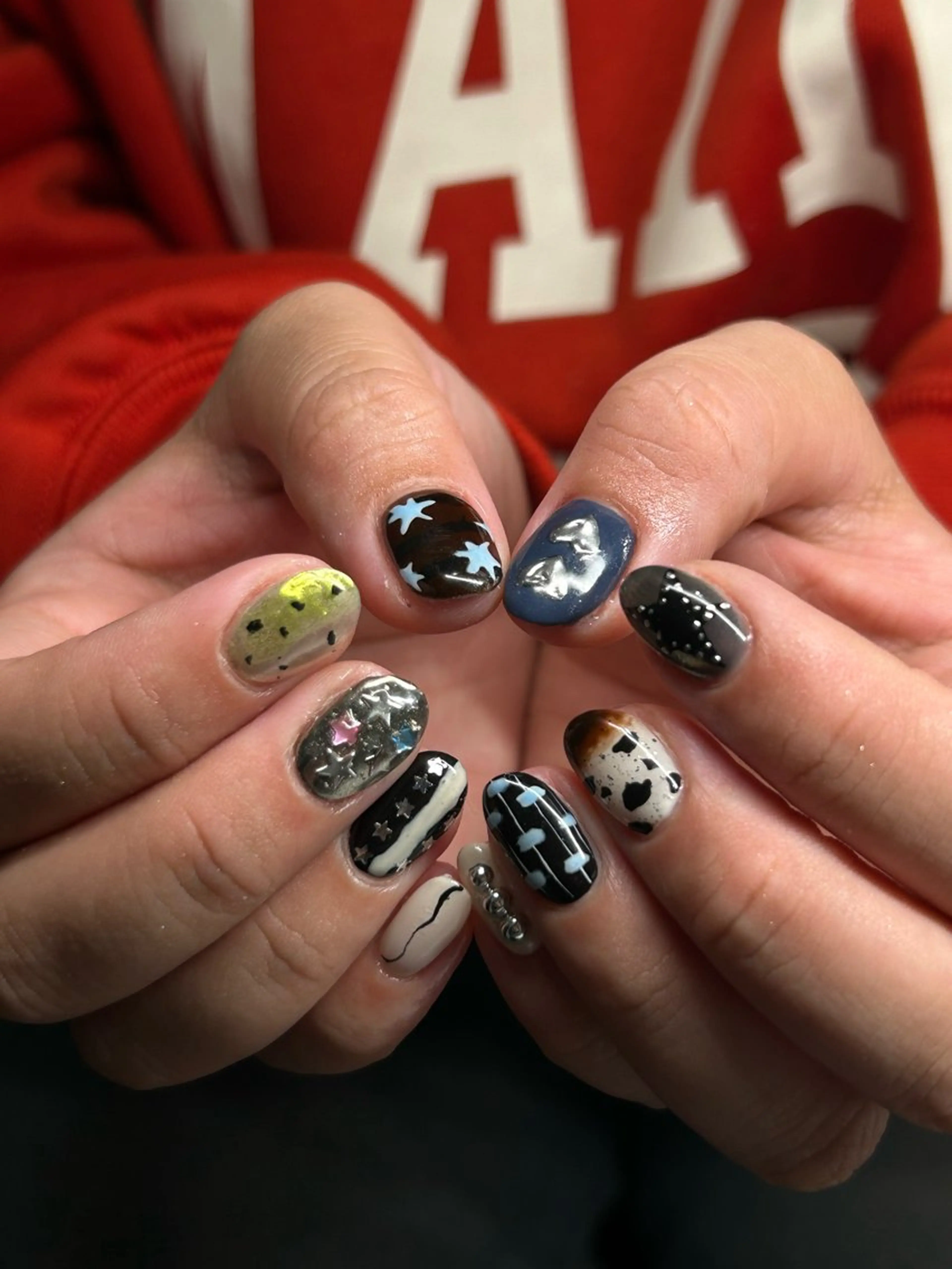 ネイル 韓国ネイル ニュアンスネイル Yuni.所属・sakae yurinaのネイルデザイン