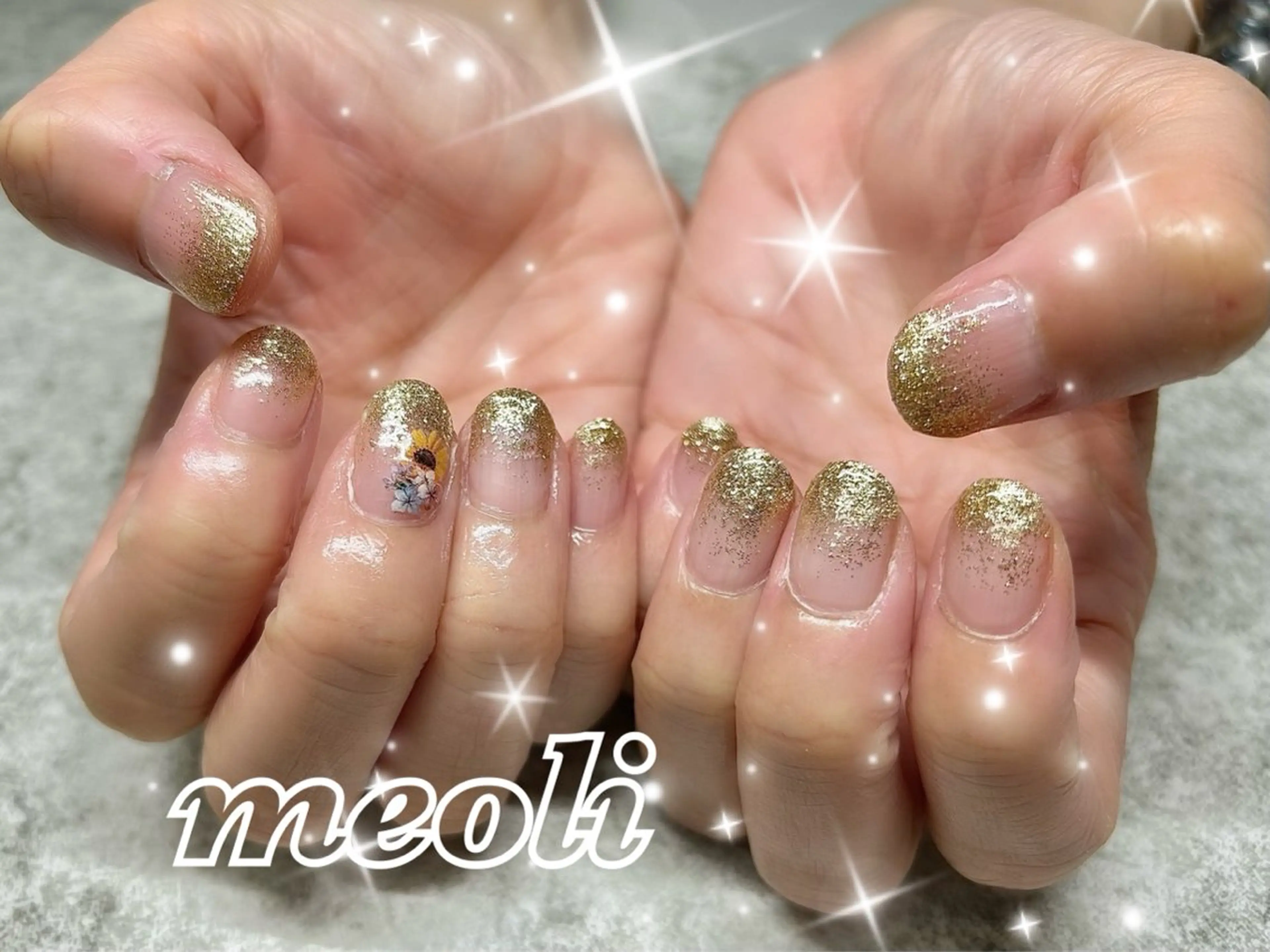 ネイル ゴールド ラメ(グリッター) ハンドネイル nail salon meoli　アヤのネイルデザイン
