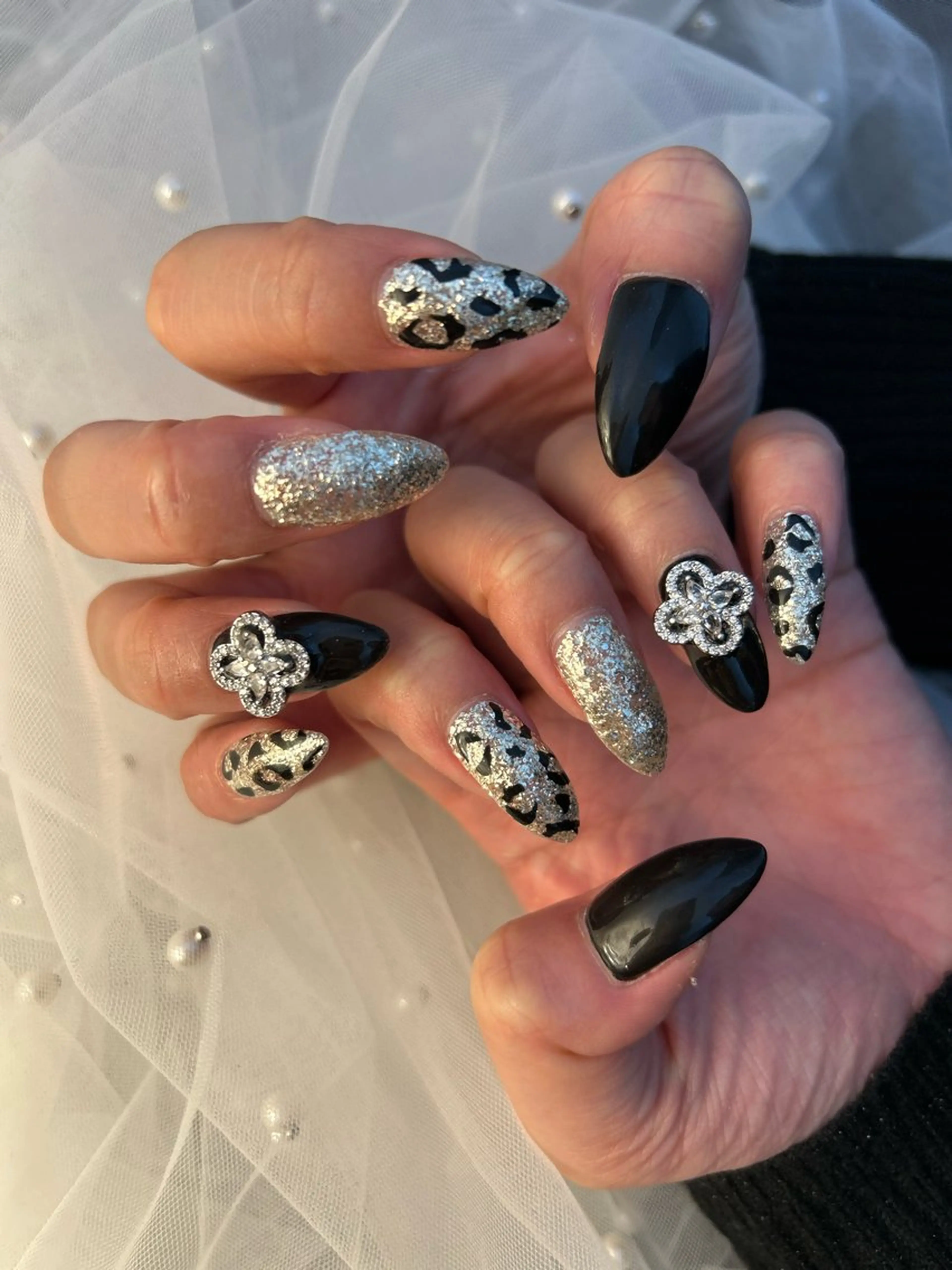 ネイル ハンドネイル フットネイル ✴︎ Delightのネイルデザイン