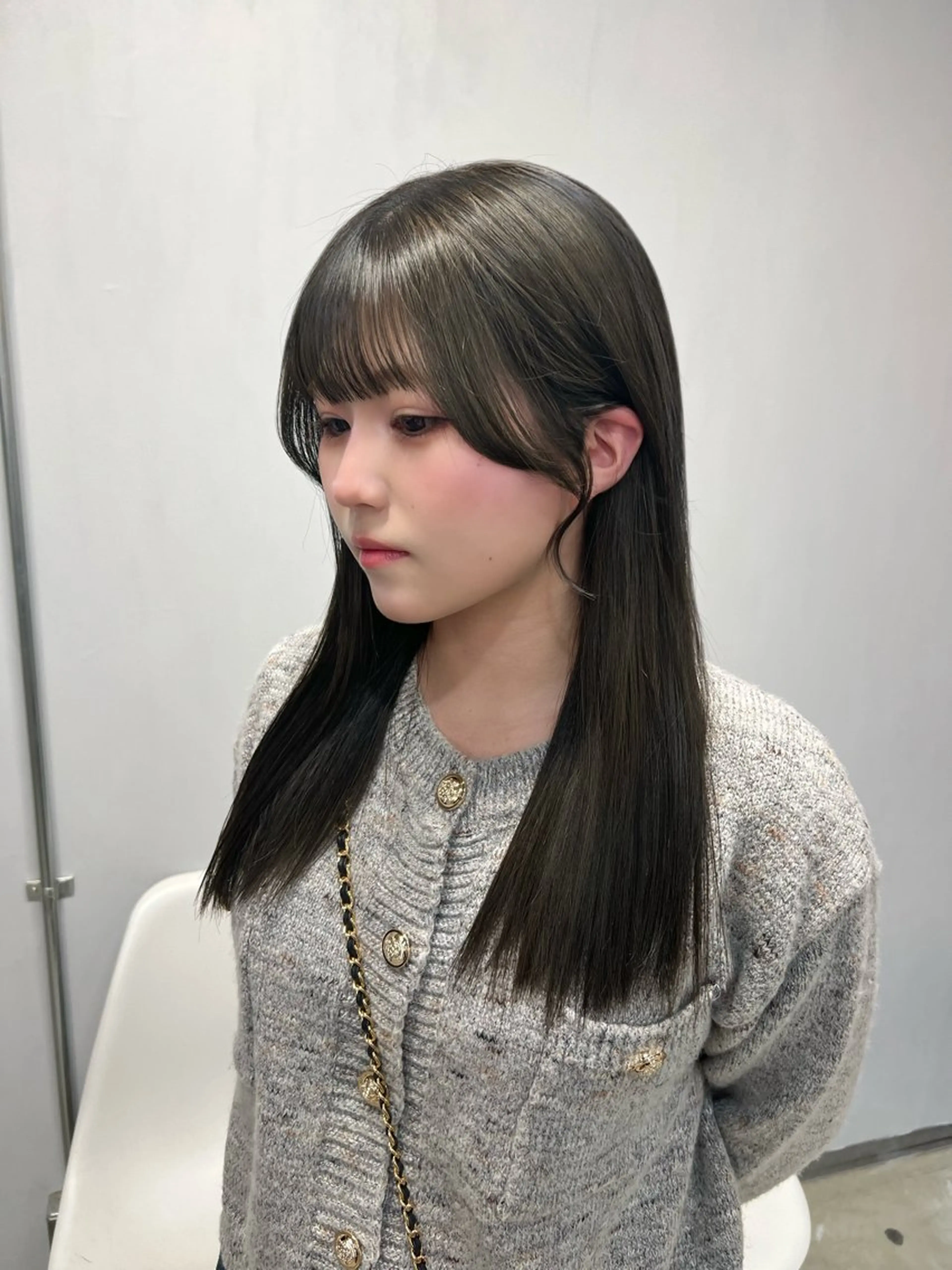 ロング カット ヘアカラー lafit kaedeのヘアスタイル