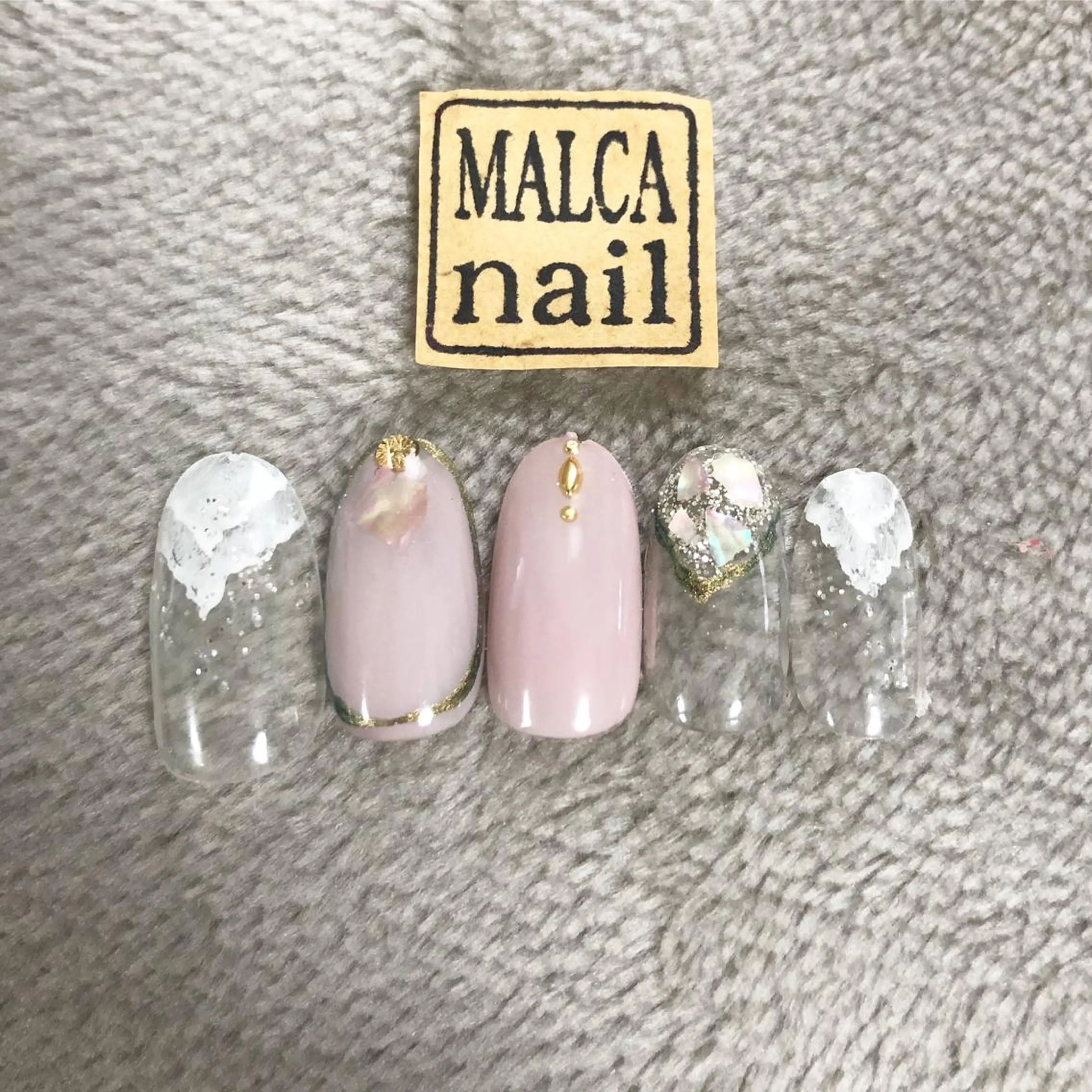 ショート カラー パーマ ヘアアレンジ キッズ ネイル マツエク・マツパ ハンドネイル MALCAnail(マルカネイル)所属・荒木 莉奈のネイルデザイン