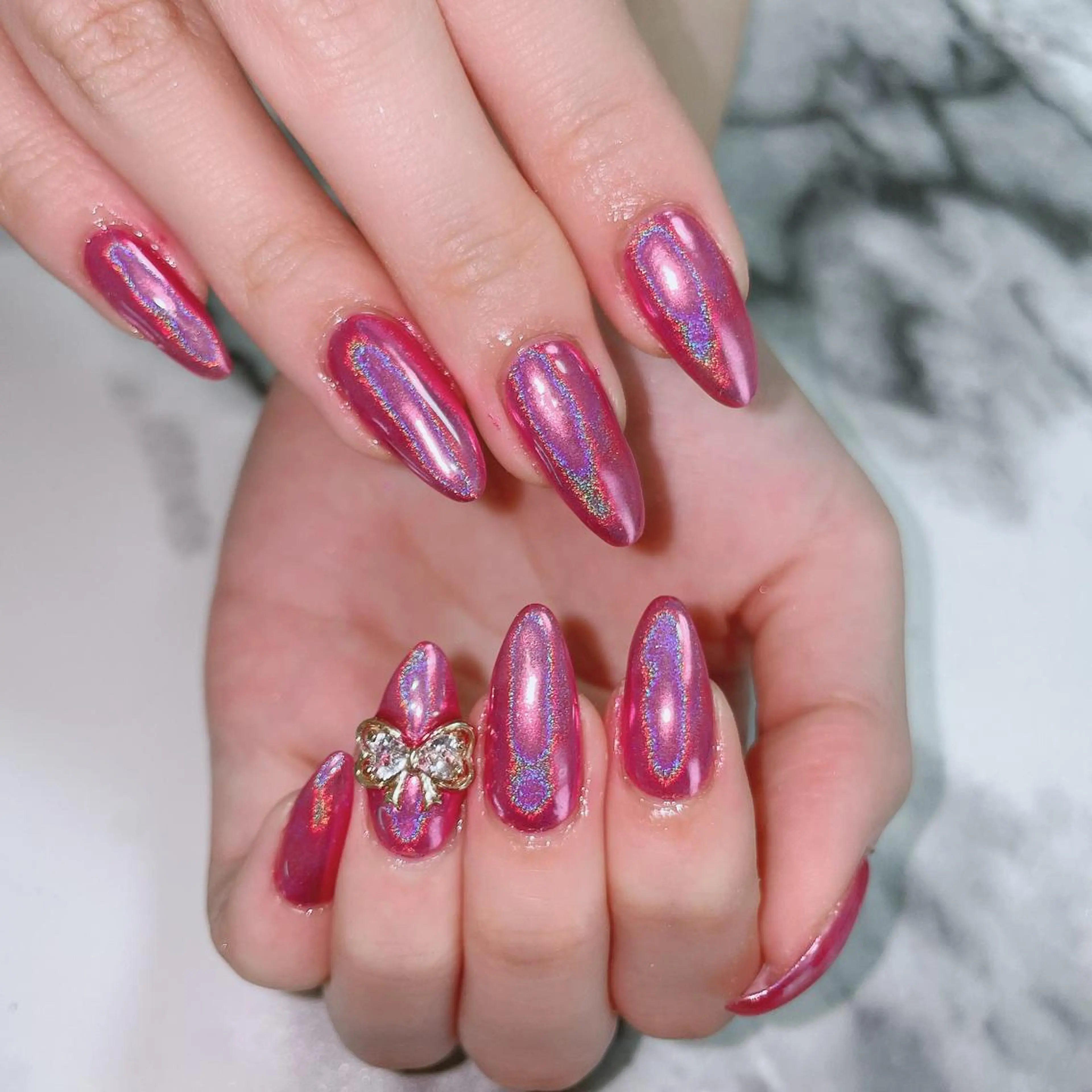 ネイル オーロラネイル ミラーネイル リボン salon de belnetta所属・kayo 💅のネイルデザイン