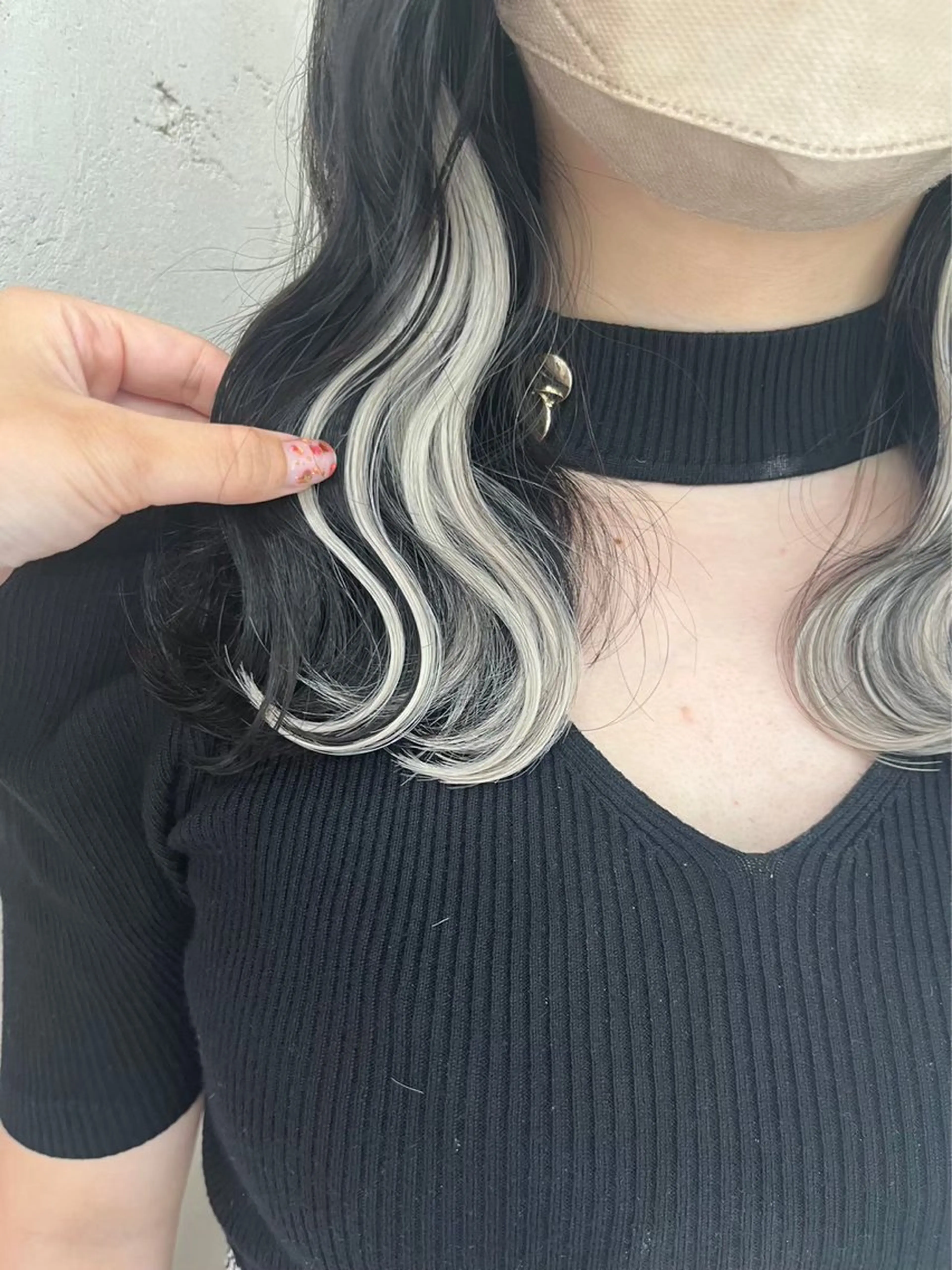 ポイントエクステ12本（インナー、ハイライト）の写真