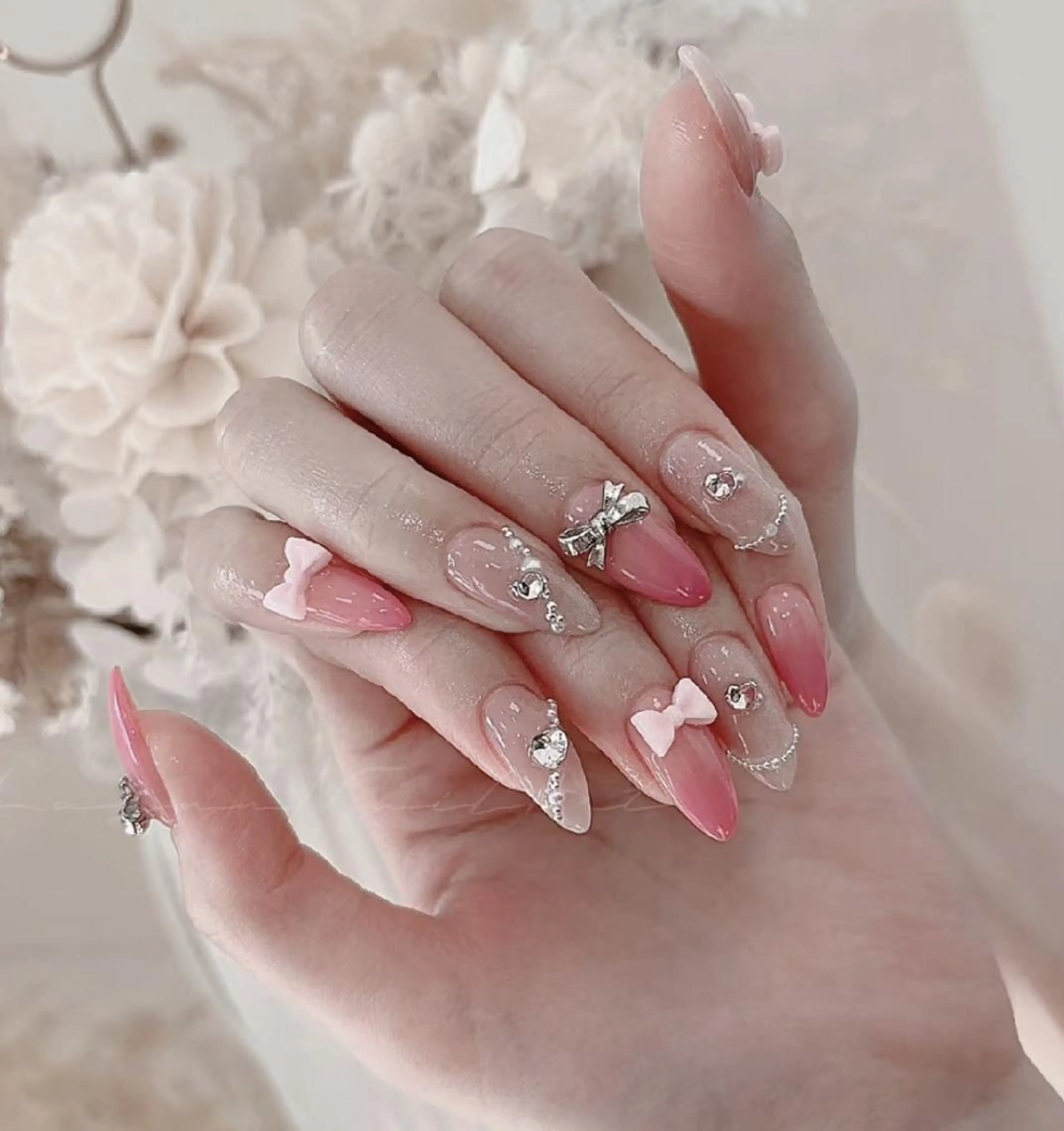 ネイル ハンドネイル ハンドケア 🍑 momo_nailのネイルデザイン