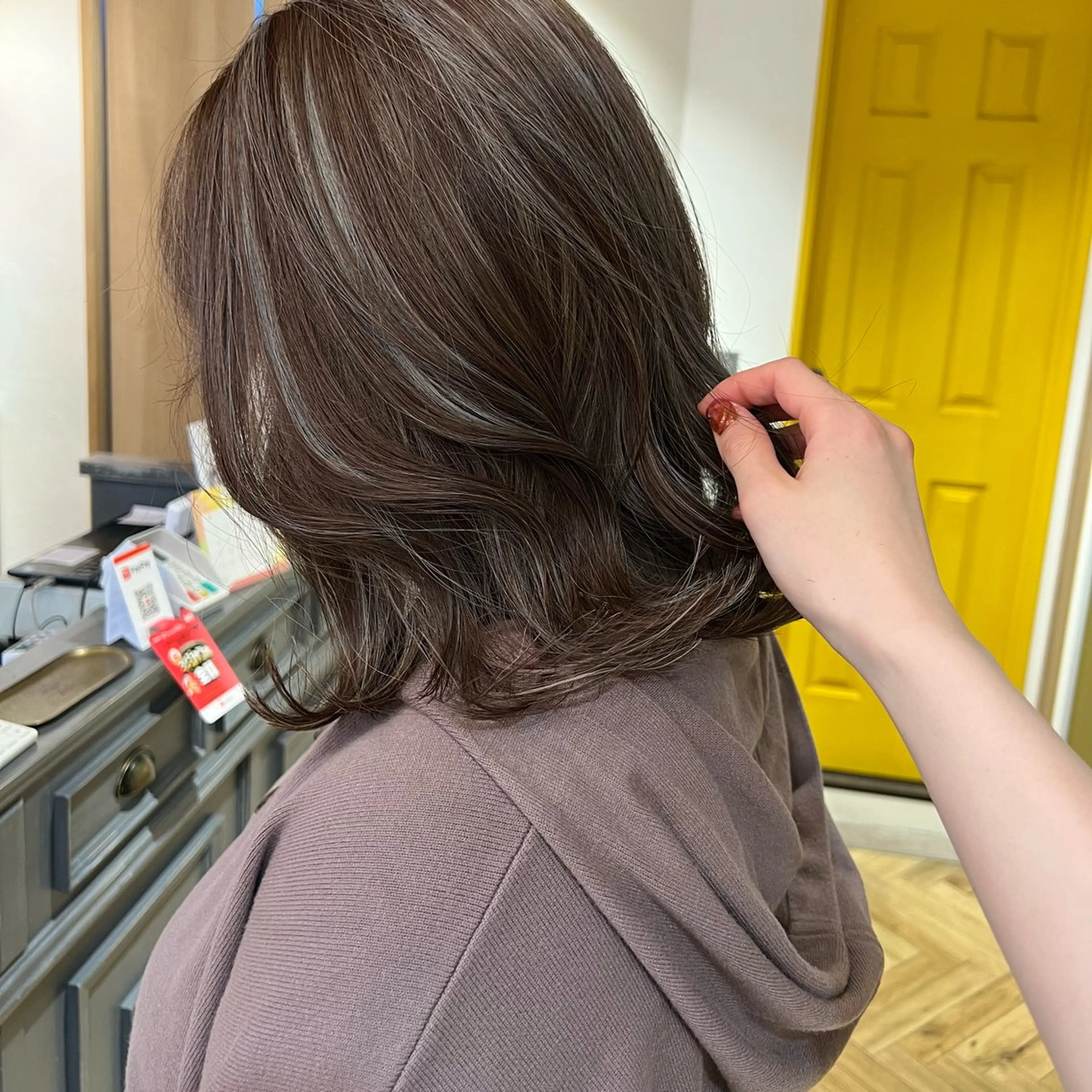 セミロング カラー 艶カラー/韓国顔周り 🎀mamiのヘアスタイル