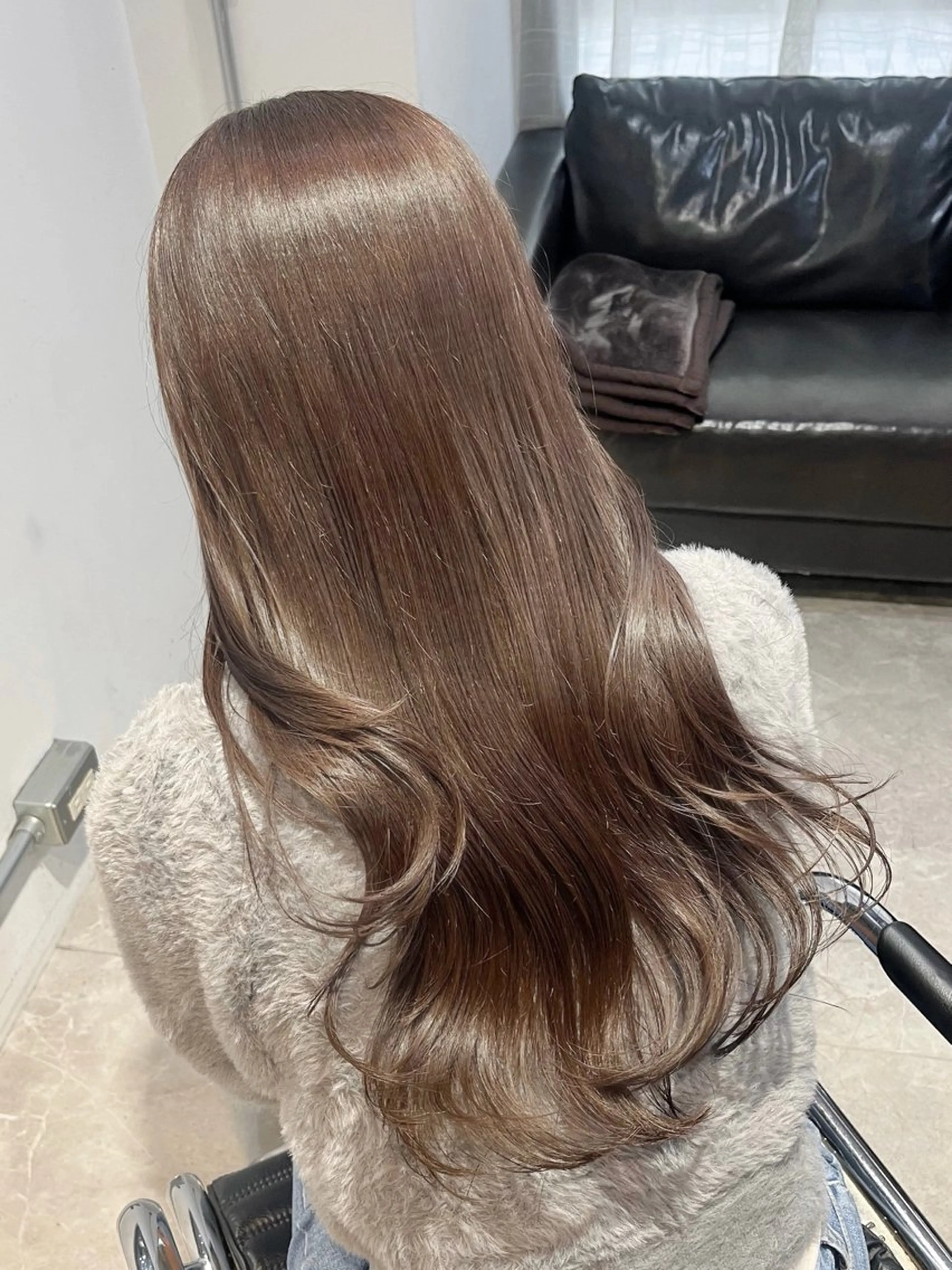 ロング ヘアカラー トリートメント ブリーチなしダブルカ ラー🩶manamiのヘアスタイル