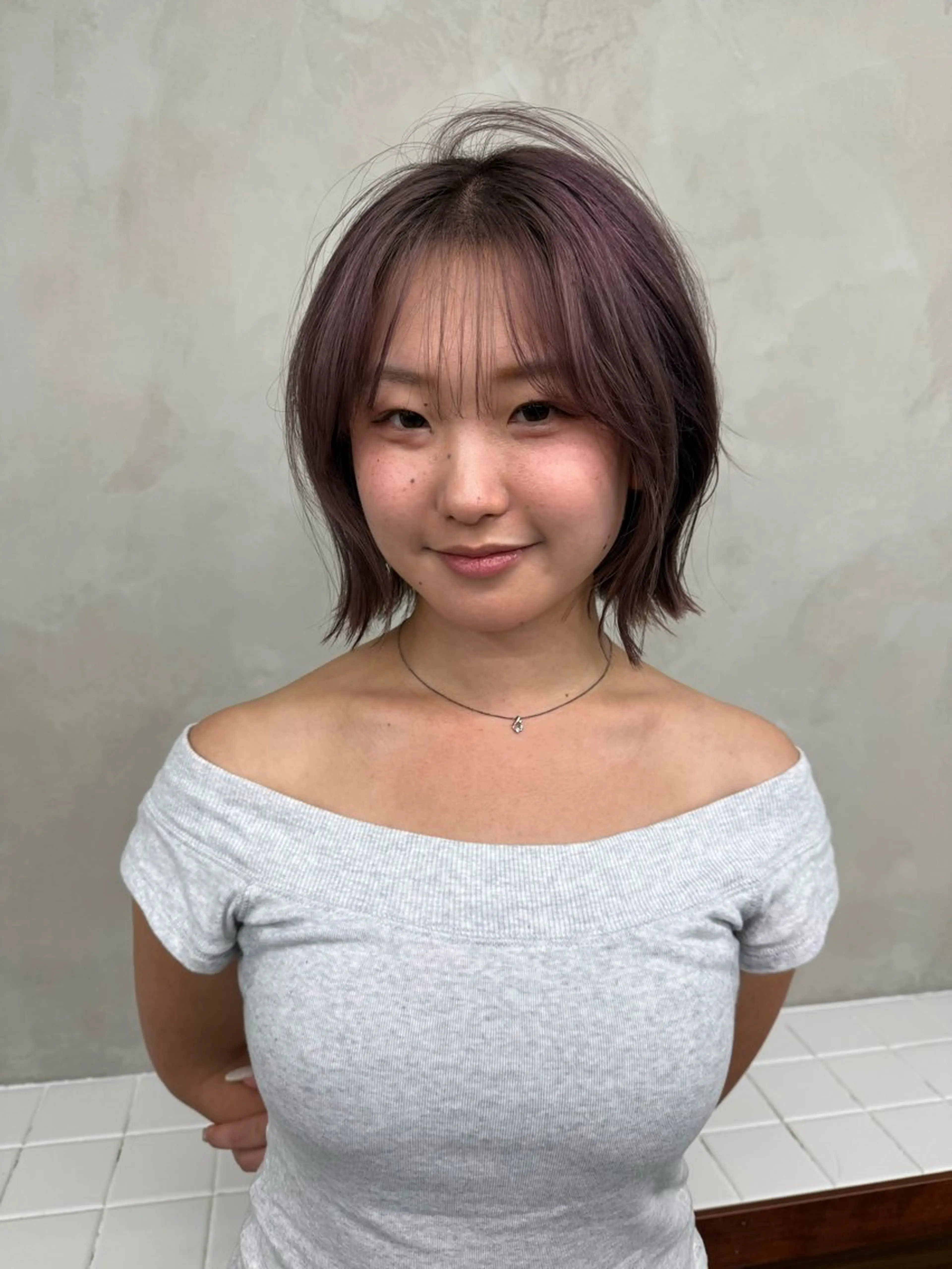 ショート カラー ヘアカラー センターパート/ 暖色カラーayuのヘアスタイル