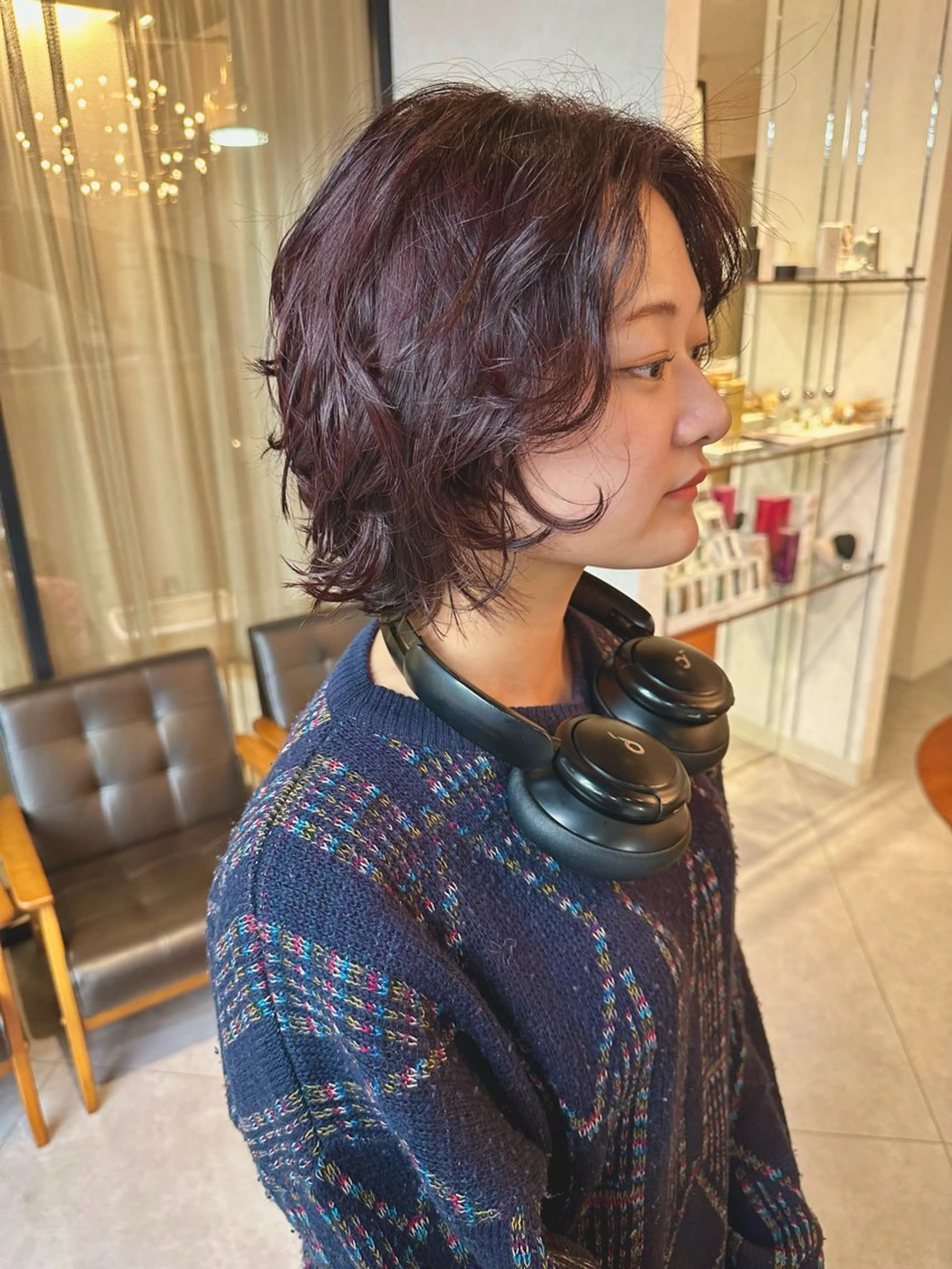 ミディアム カラー パーマ ウルフとハイトーン みっちー✂️のヘアスタイル