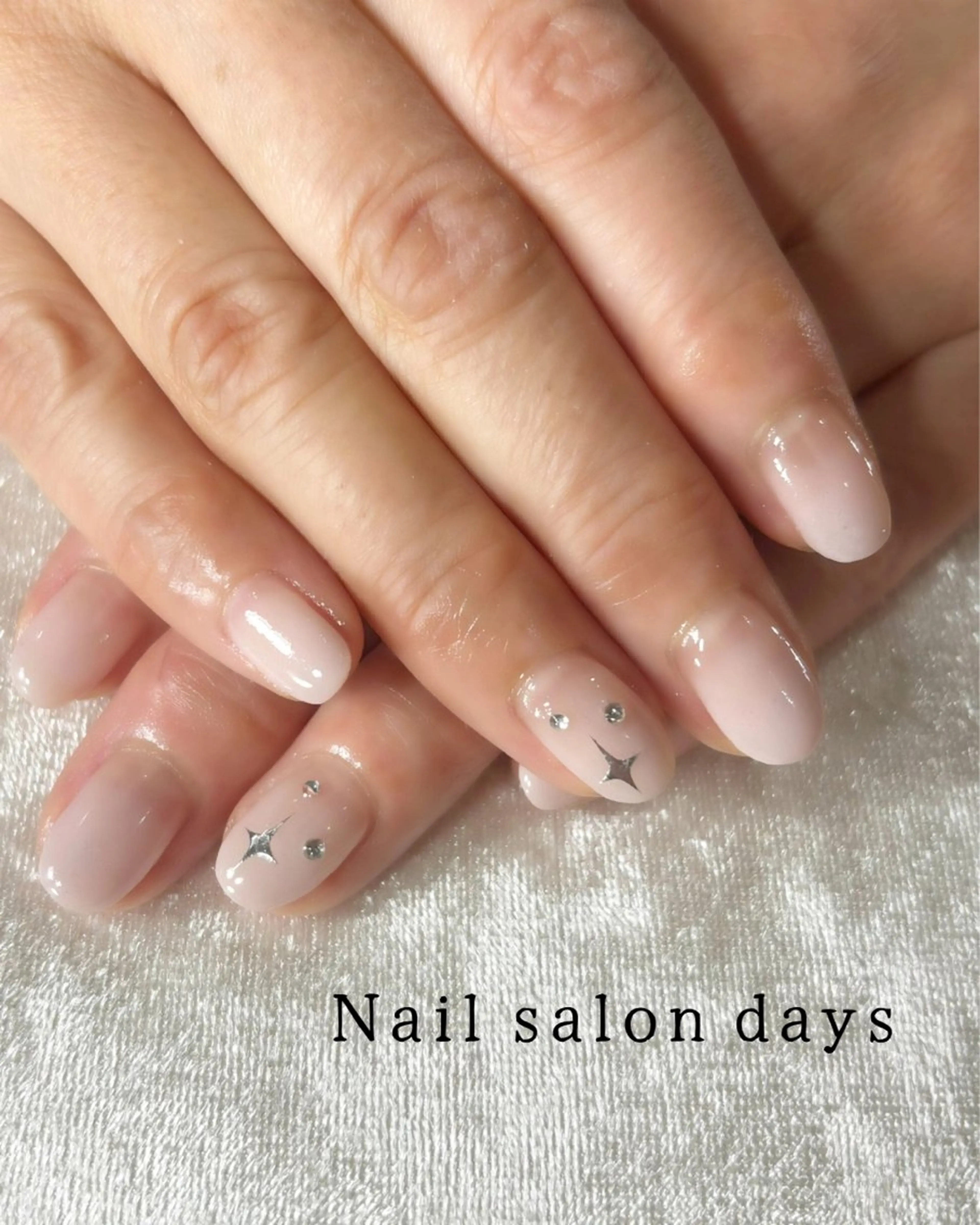 ネイル ハンドネイル ネイルサロン　デイズ所属・Shimomura Risaのネイルデザイン