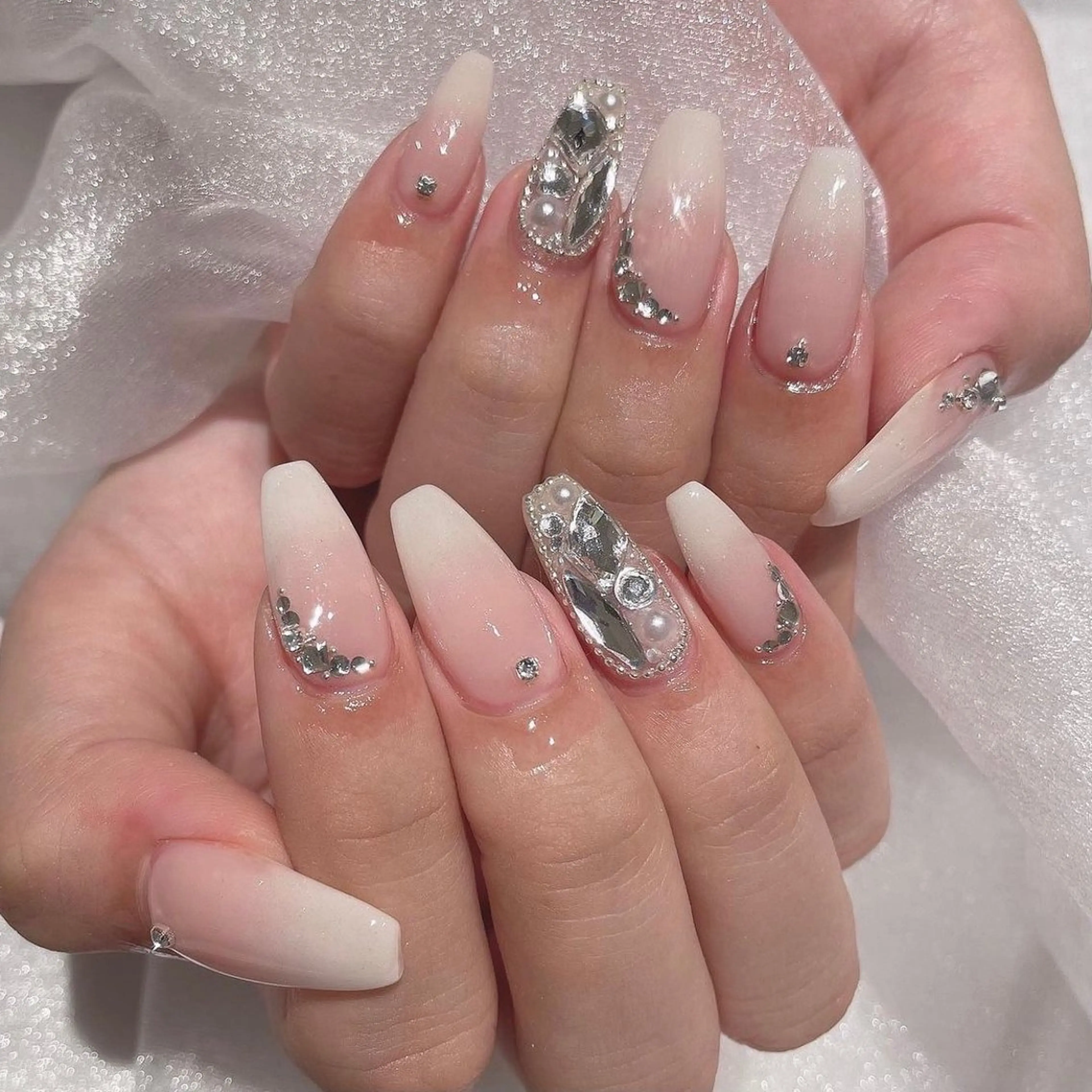 ネイル ハンドネイル Trend Nail シルフのネイルデザイン