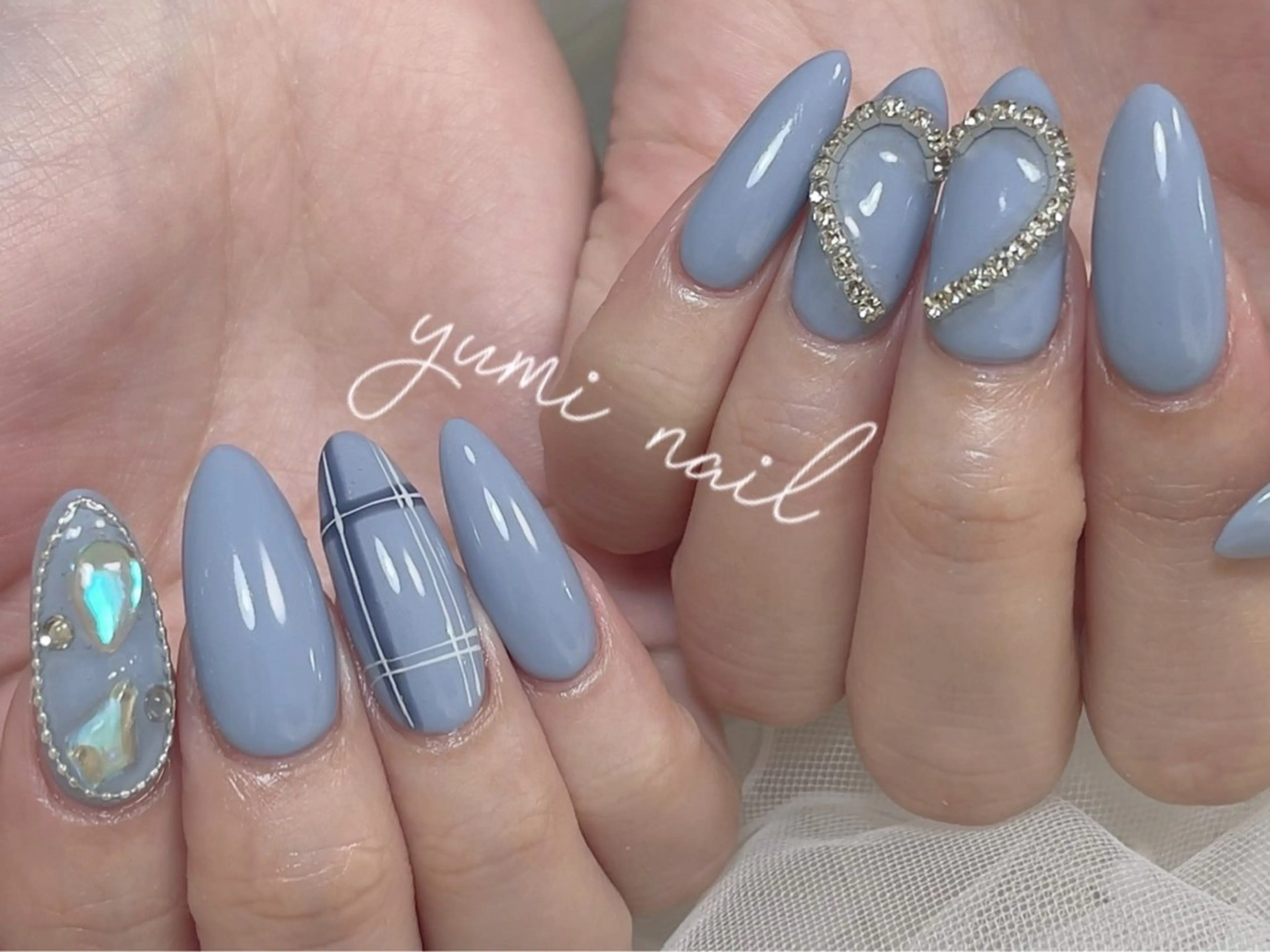 ネイル ハンドネイル 𝐲𝐮𝐦𝐢🎀 長さ出しデザイン専門のネイルデザイン