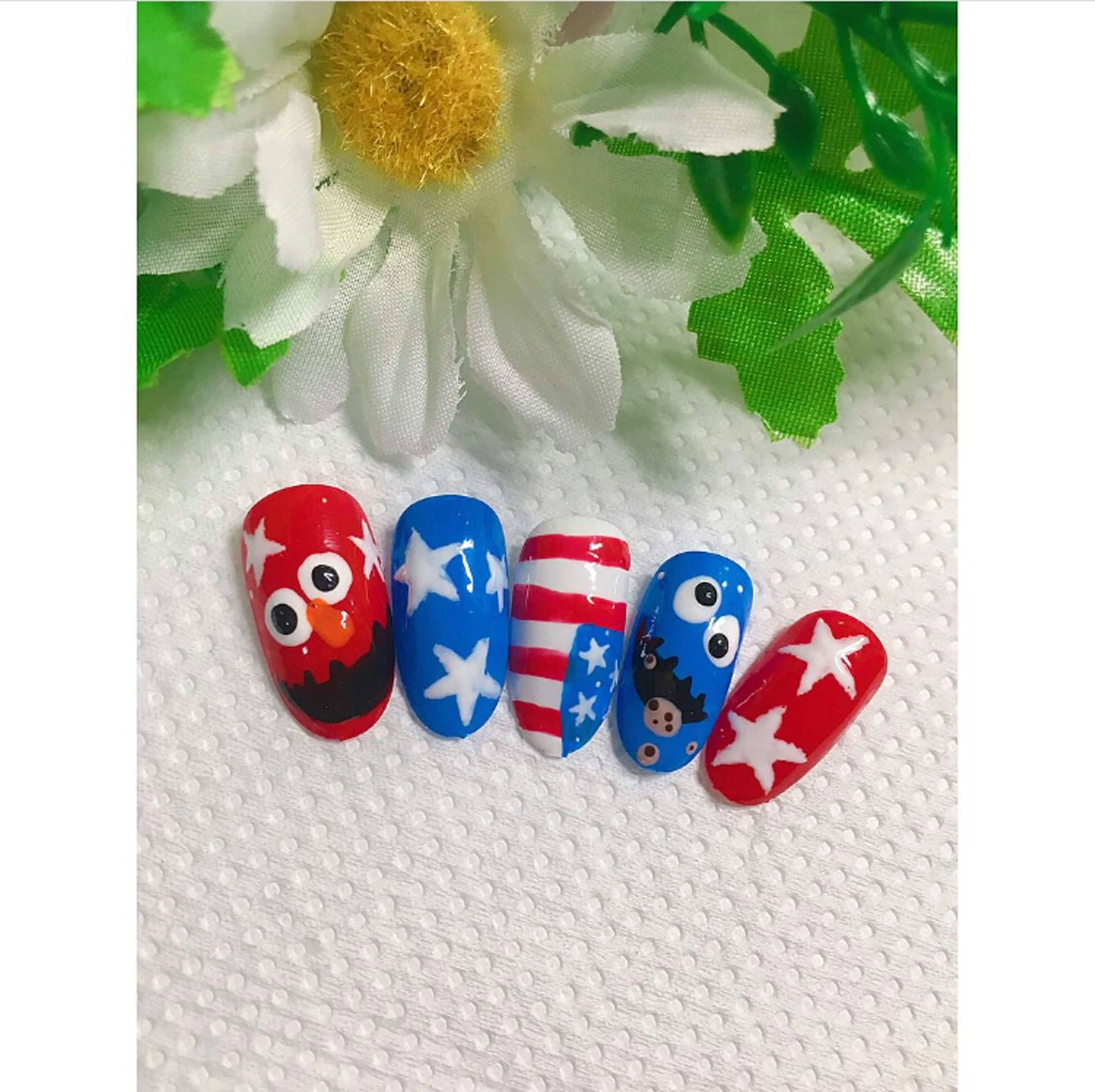 ネイル 宮本 百合子のネイルデザイン